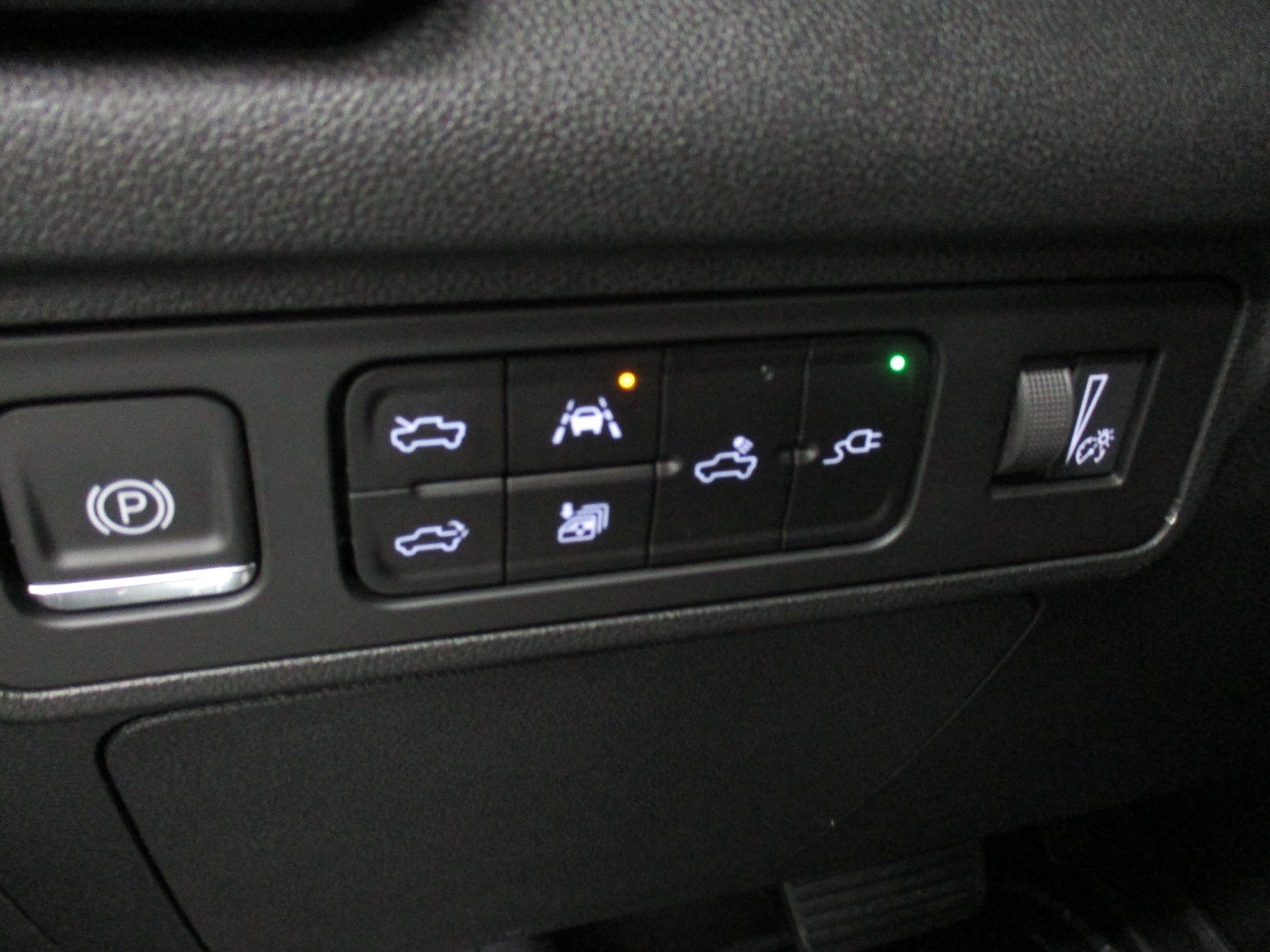 2026 GMC HUMMER EV 2X - Photo 24