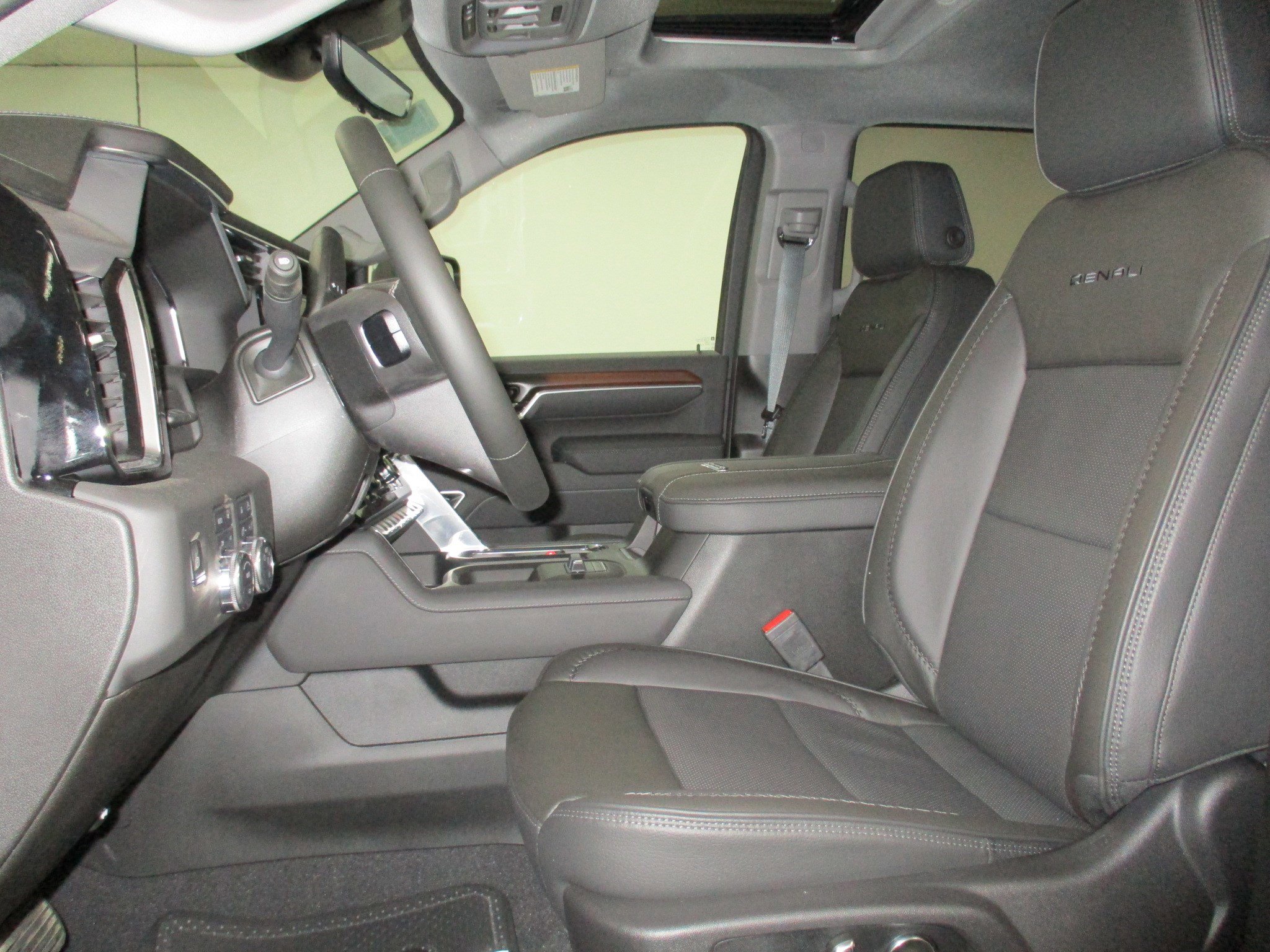2025 GMC Sierra 2500HD Denali - Photo 17