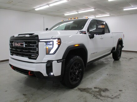 2025 GMC Sierra 2500 HD AT4 Truck Crew Cab