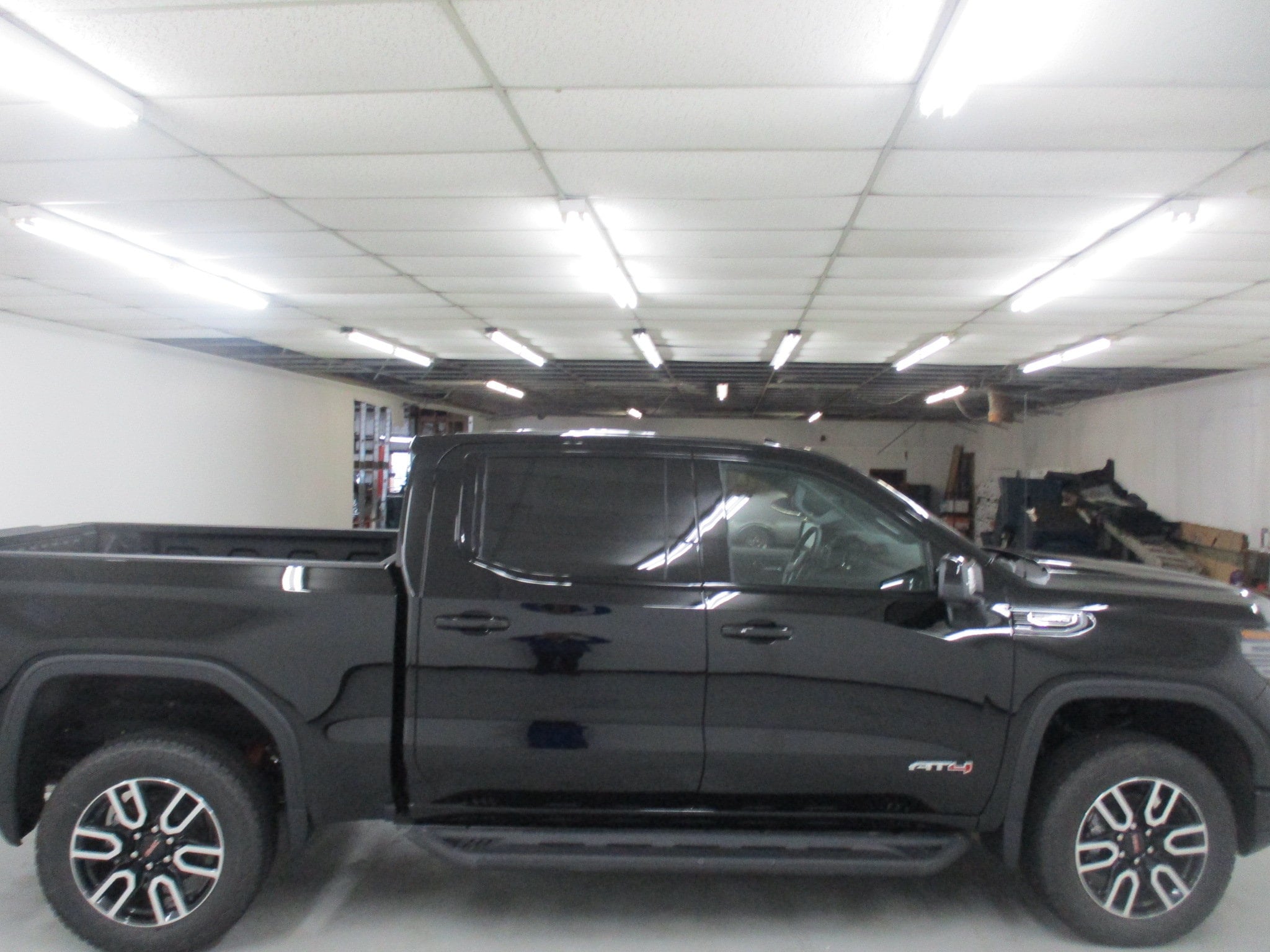 2026 GMC Sierra 1500 AT4 - Photo 10