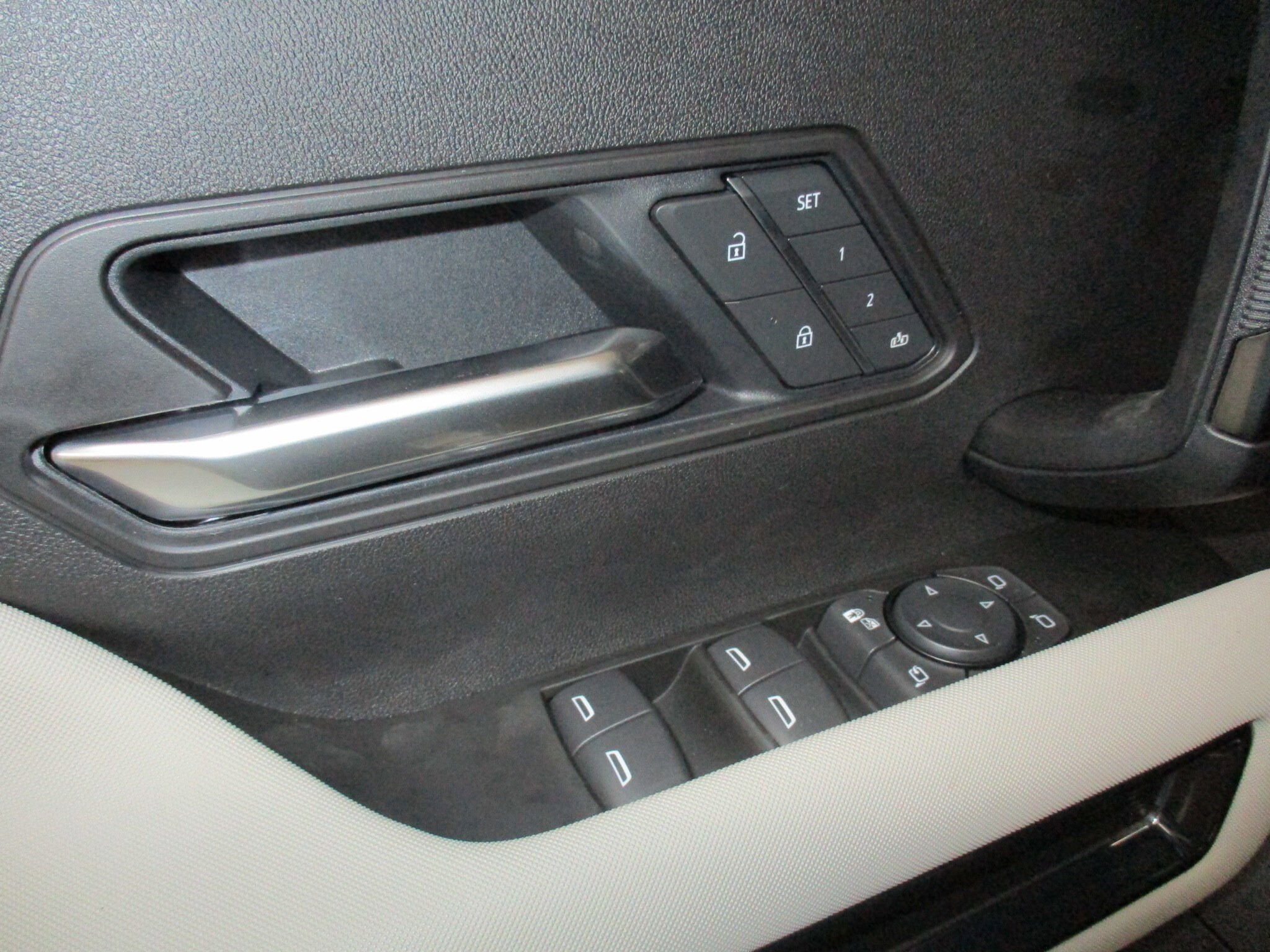 2026 GMC HUMMER EV 2X - Photo 15