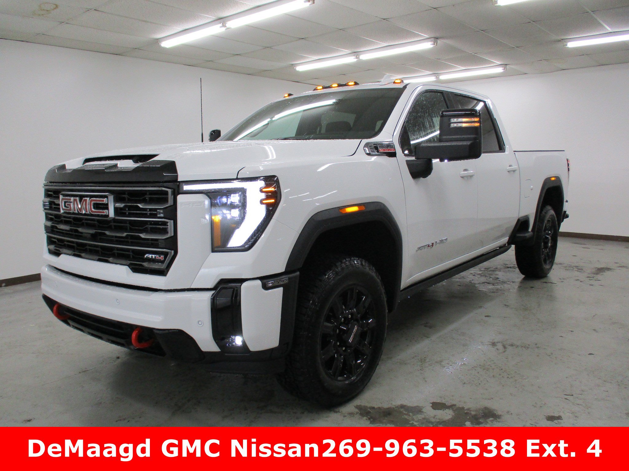 2025 GMC Sierra 2500HD AT4's photo