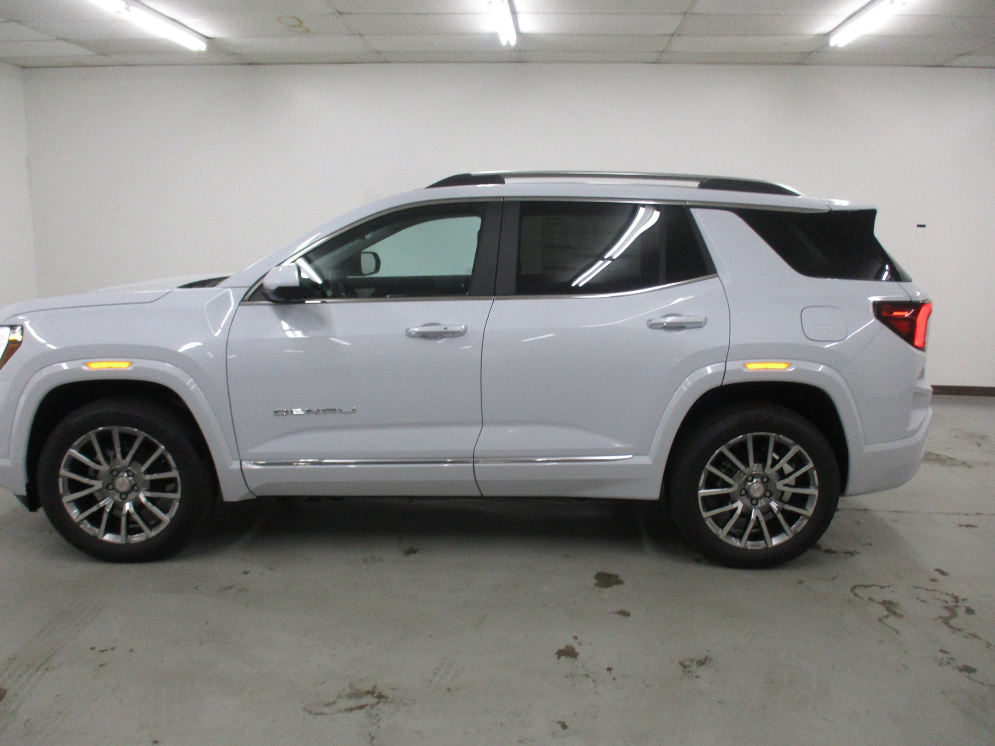2026 GMC Terrain Denali - Photo 13