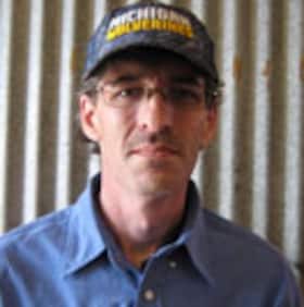 Staff member JEFF GRAY from ID_2c362b3aa80e