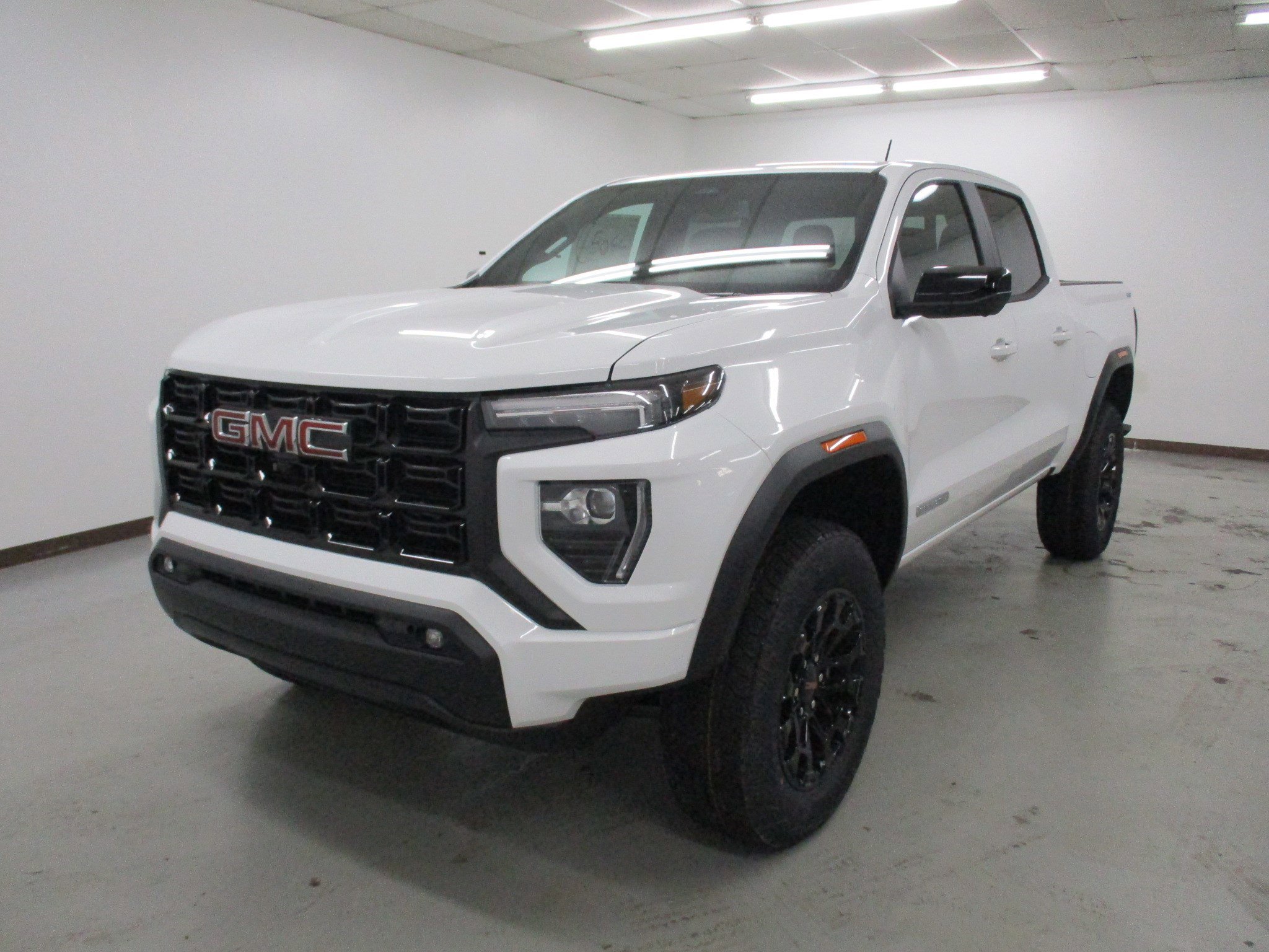 2026 GMC Canyon Elevation's photo