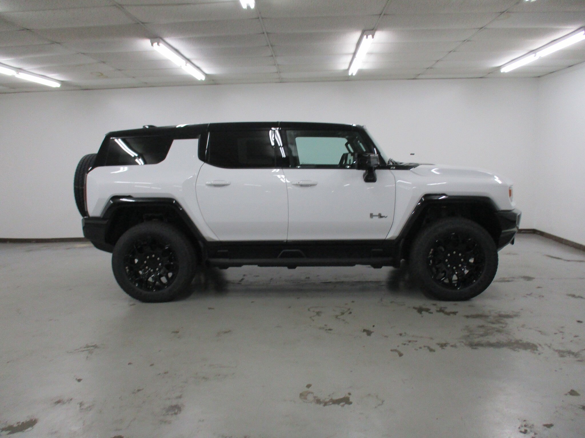 2026 GMC HUMMER EV 2X - Photo 15