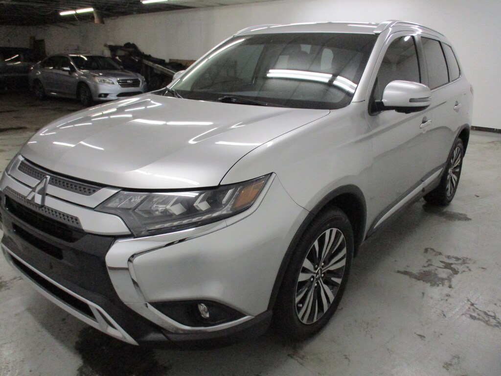 Used 2019 Mitsubishi Outlander ES