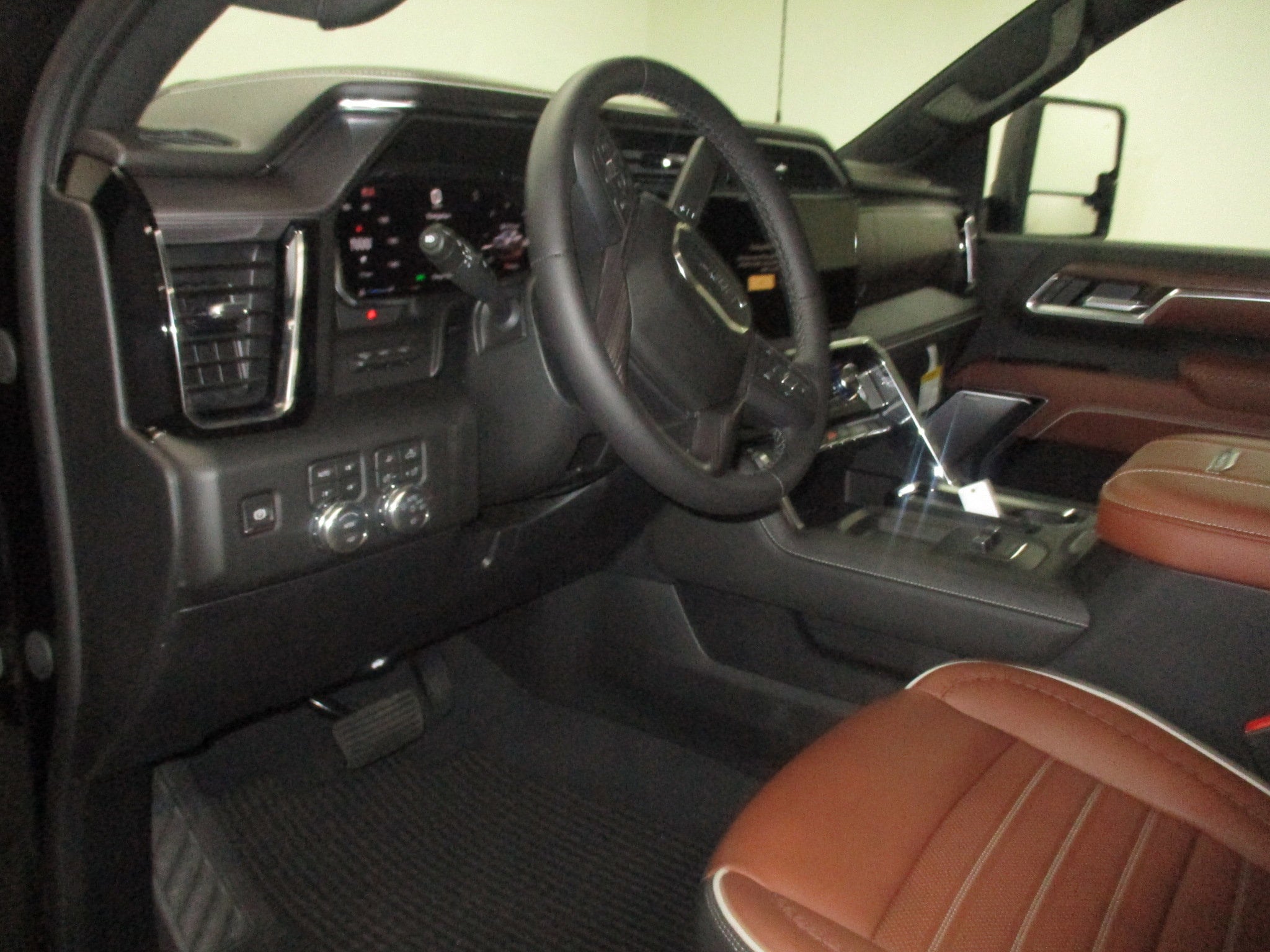 2026 GMC Sierra 2500HD Denali Ultimate - Photo 23