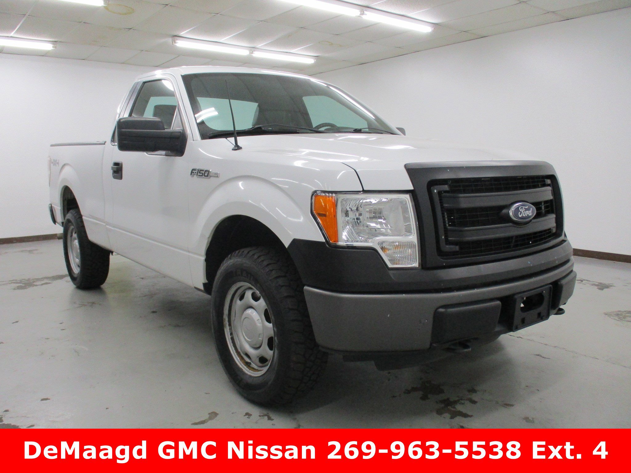 2013 Ford F-150 XL's photo