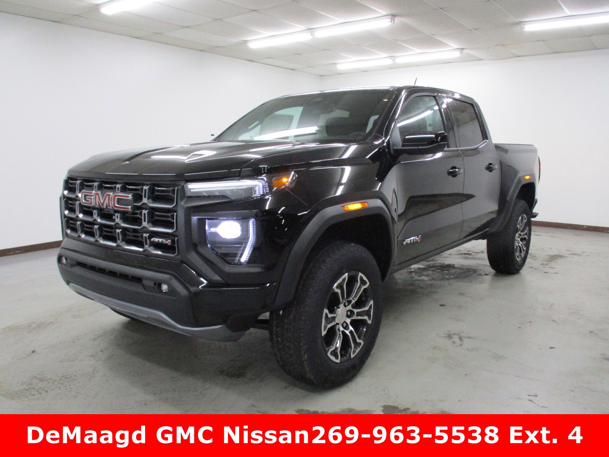 2025 GMC Canyon AT4's photo