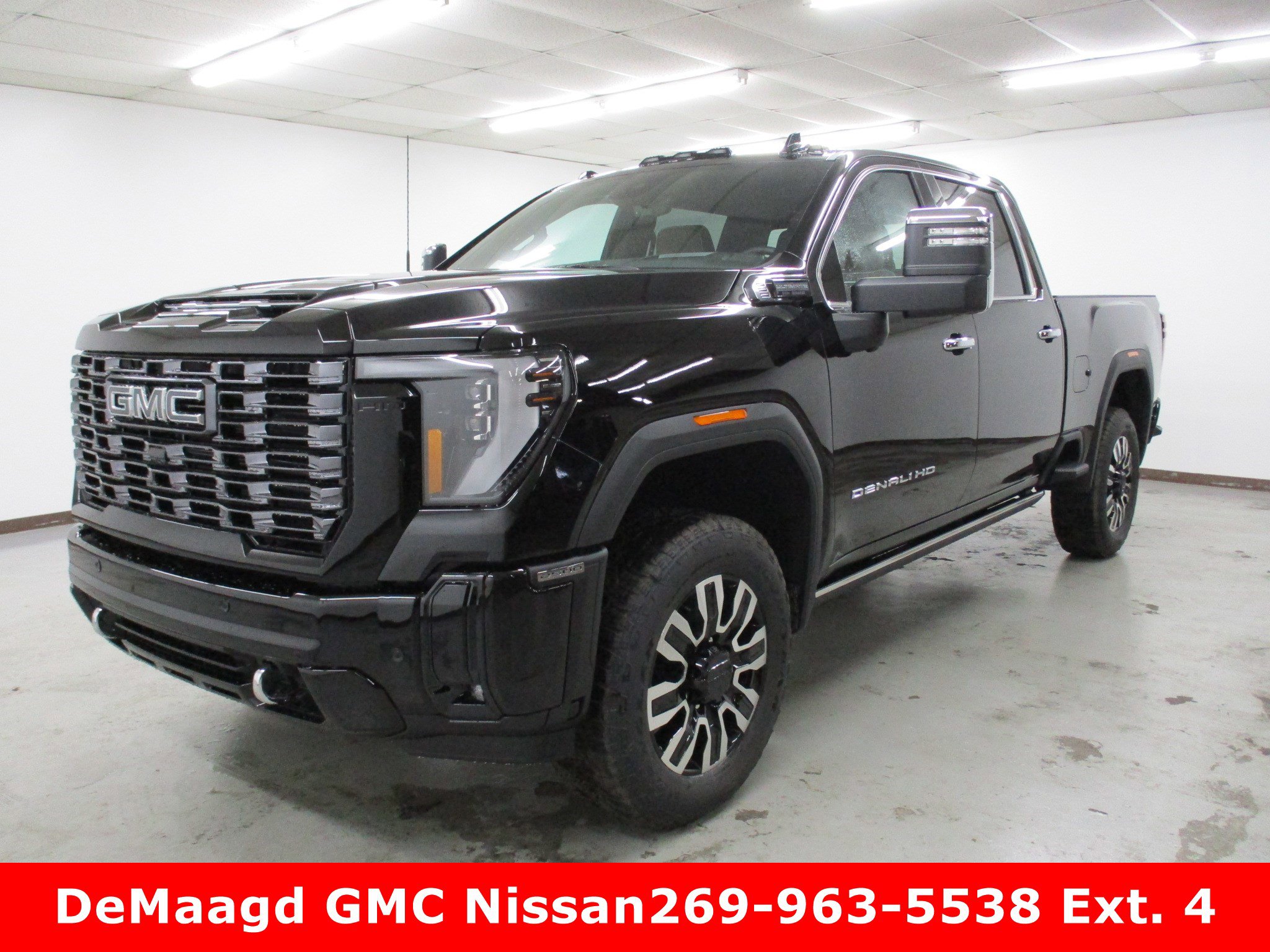 2025 GMC Sierra 2500HD Denali Ultimate's photo