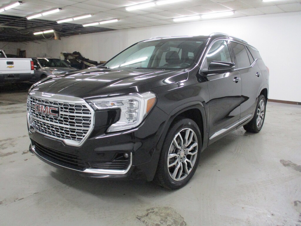 Used 2022 GMC Terrain Denali SUV
