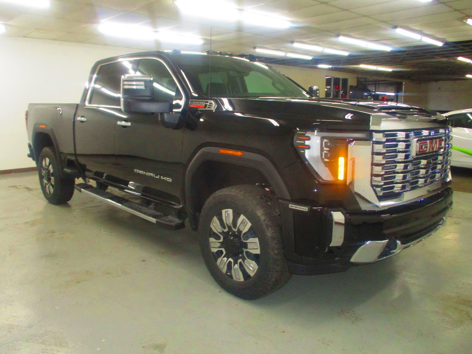 2024 Gmc Sierra 2500 HD Denali photo 3