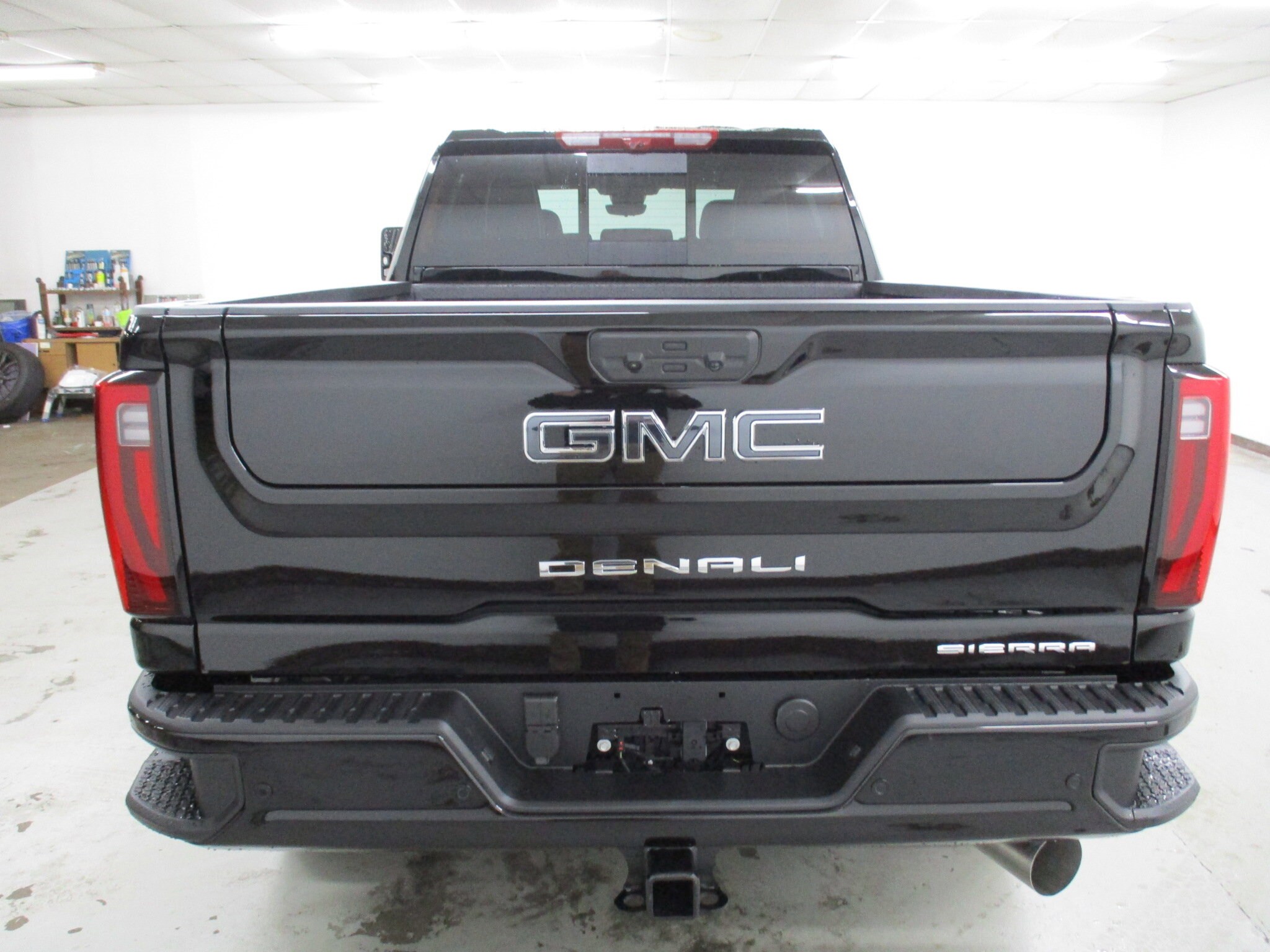 2025 Gmc Sierra 2500 HD Denali Ultimate photo 4