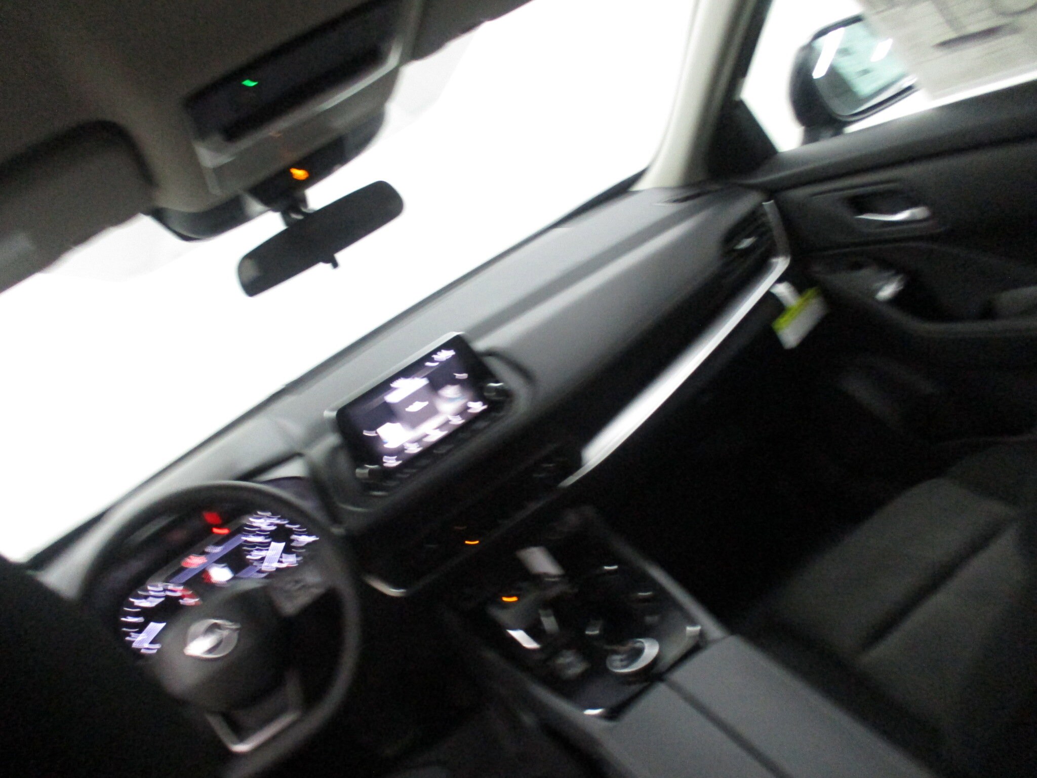 2026 Nissan Rogue SV - Photo 16