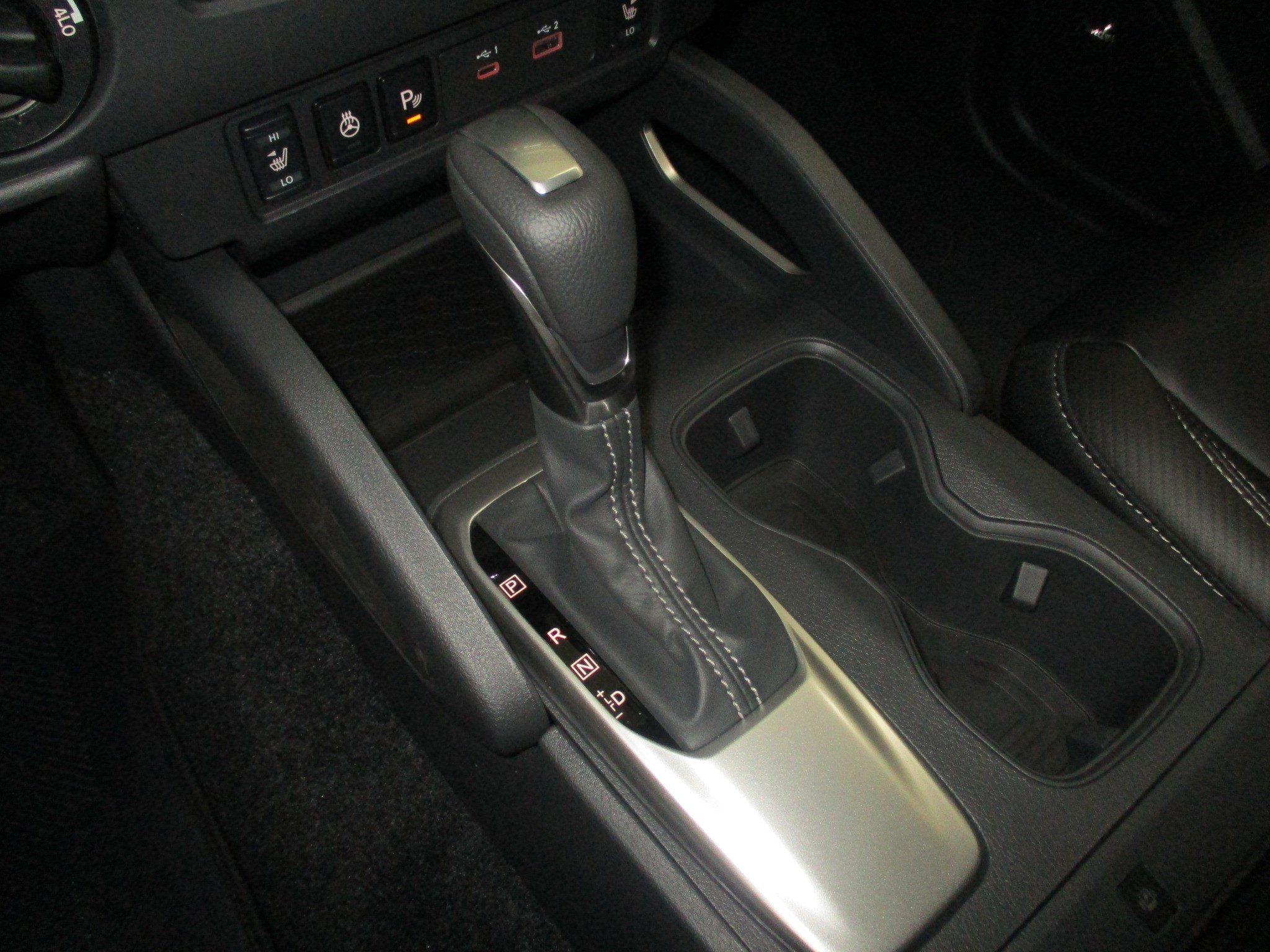 2025 Nissan Frontier SL - Photo 28