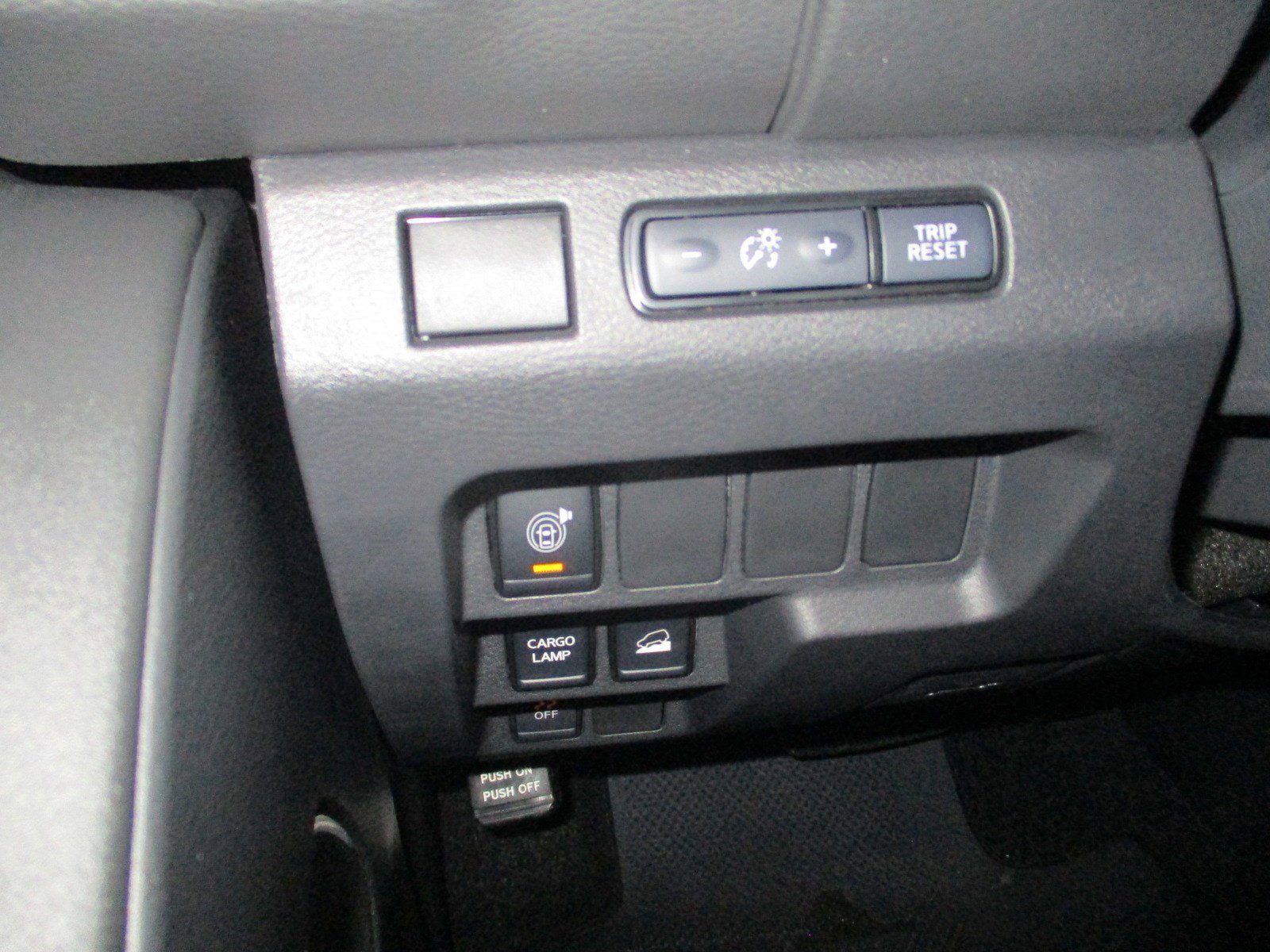 2025 Nissan Frontier SV - Photo 23
