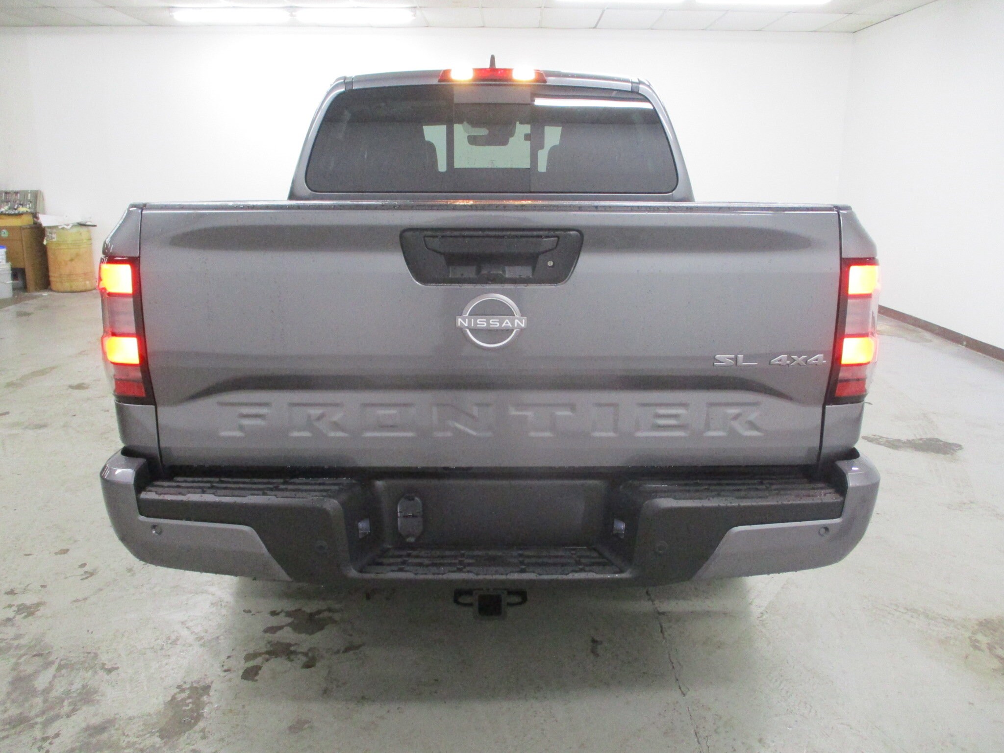 2025 Nissan Frontier SL photo 4