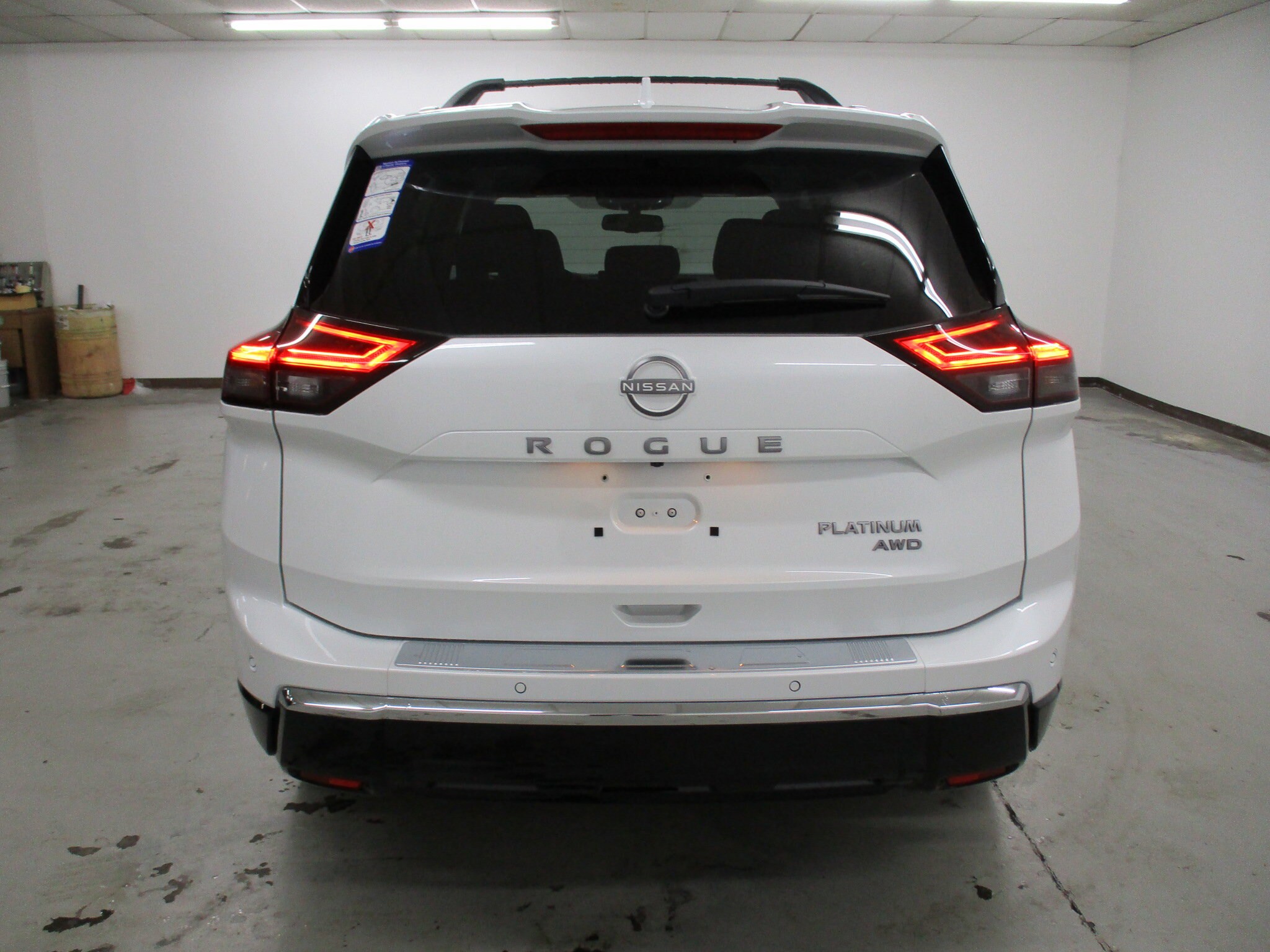 2025 Nissan Rogue Platinum photo 4