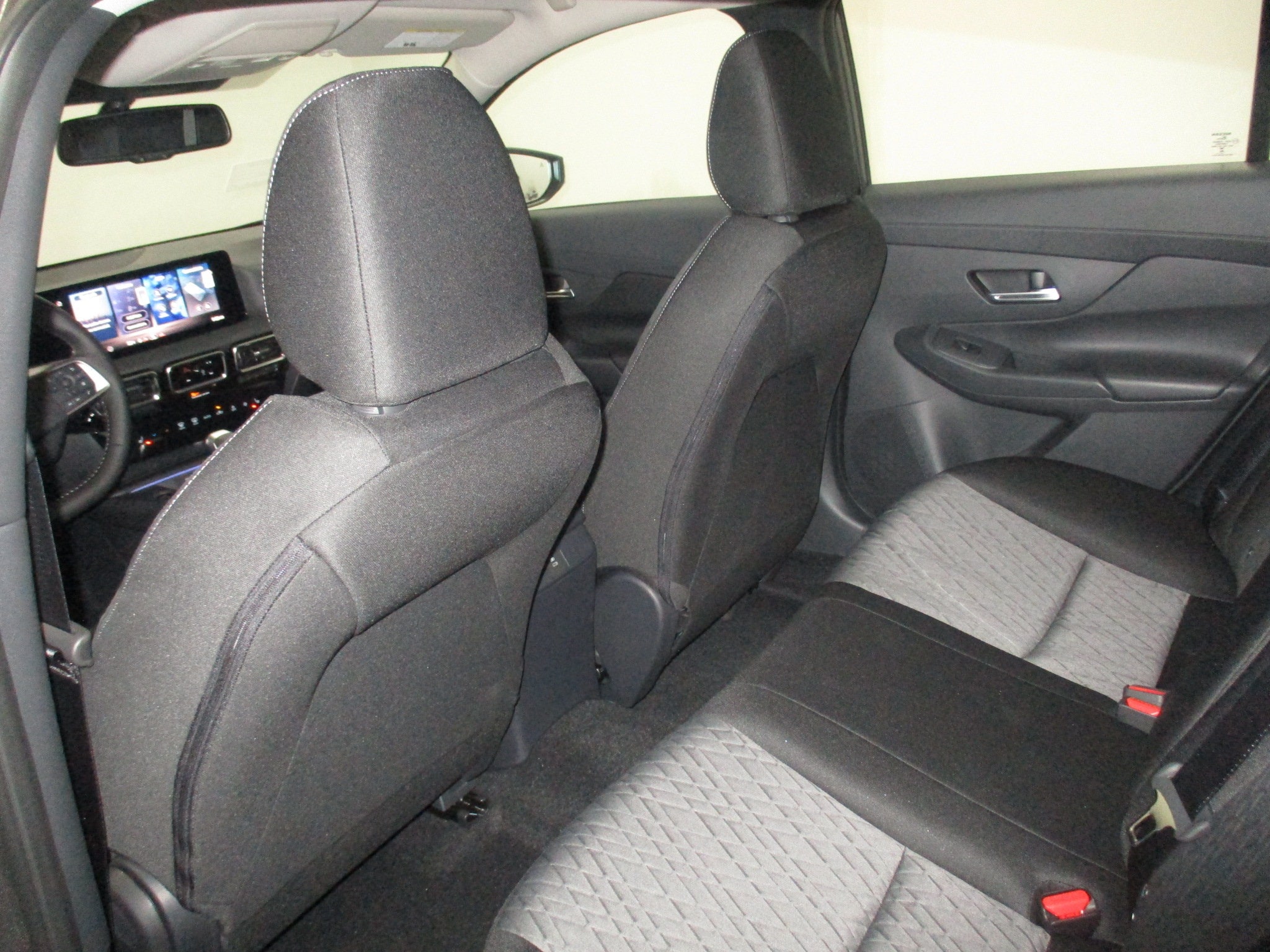 2026 Nissan Sentra SV - Photo 18