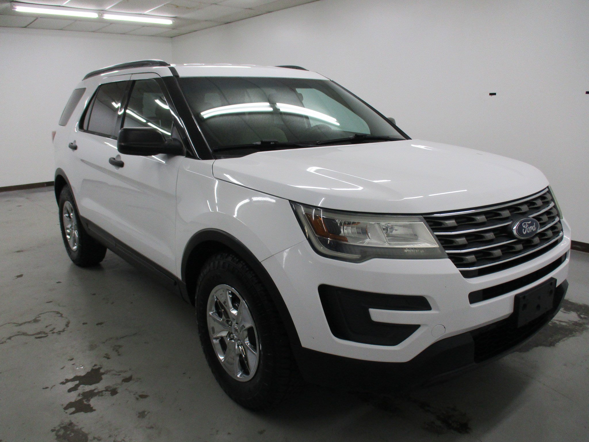 2016 Ford Explorer Base