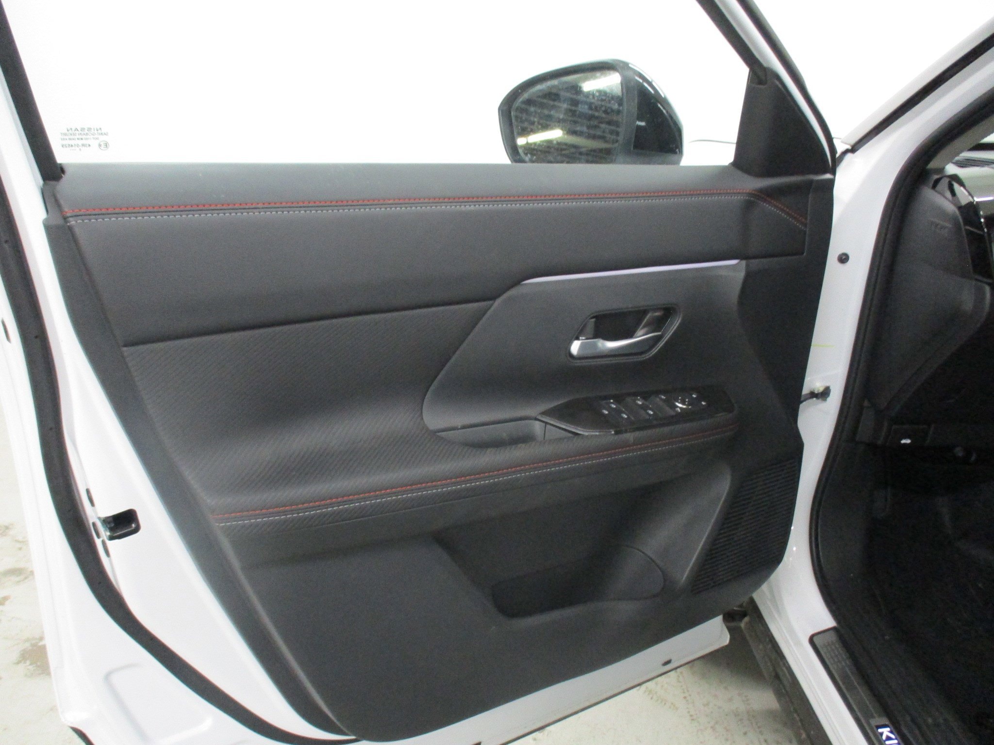 2026 Nissan KICKS SR AWD - Photo 12