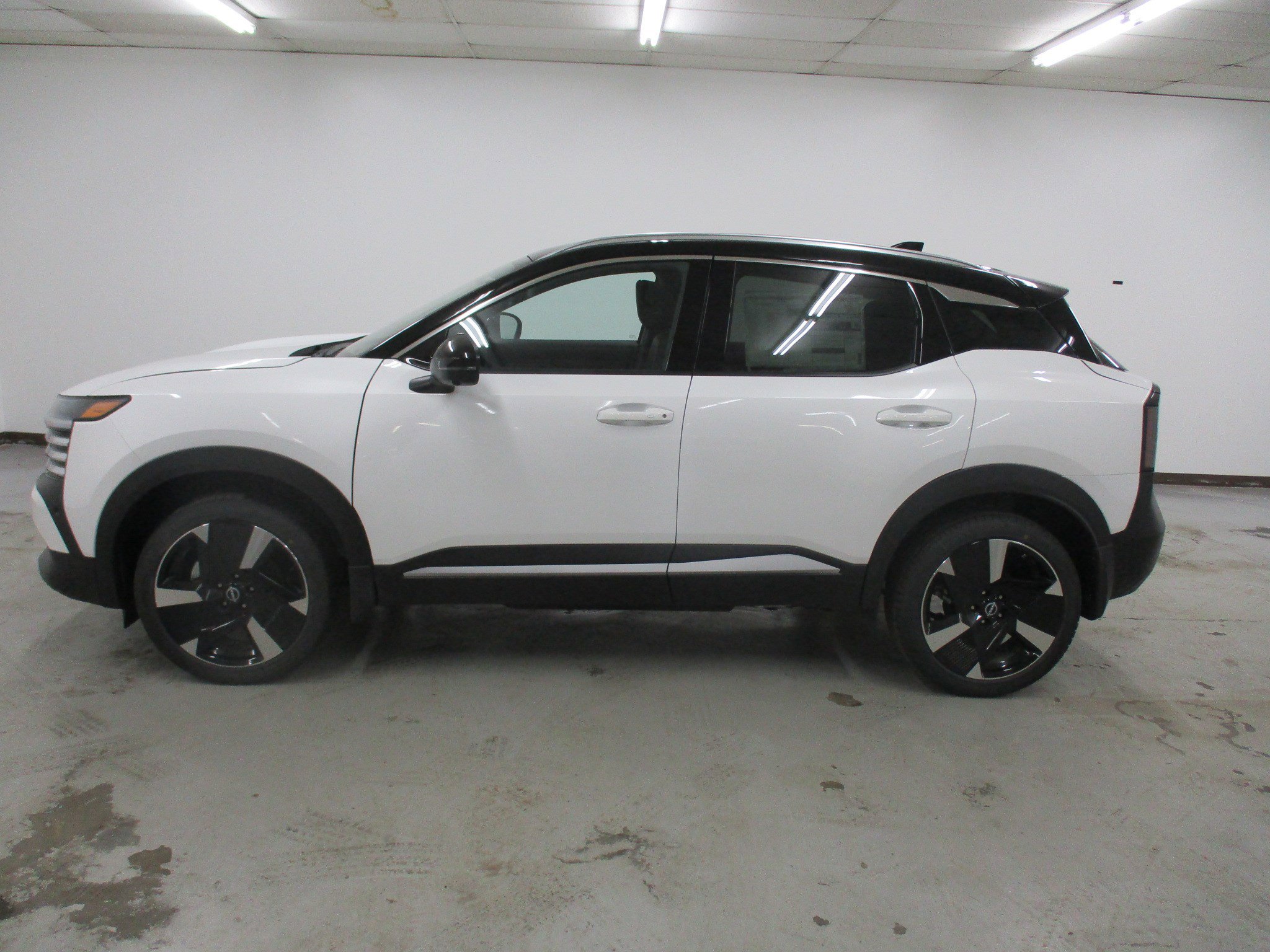 2026 Nissan KICKS SR AWD - Photo 8