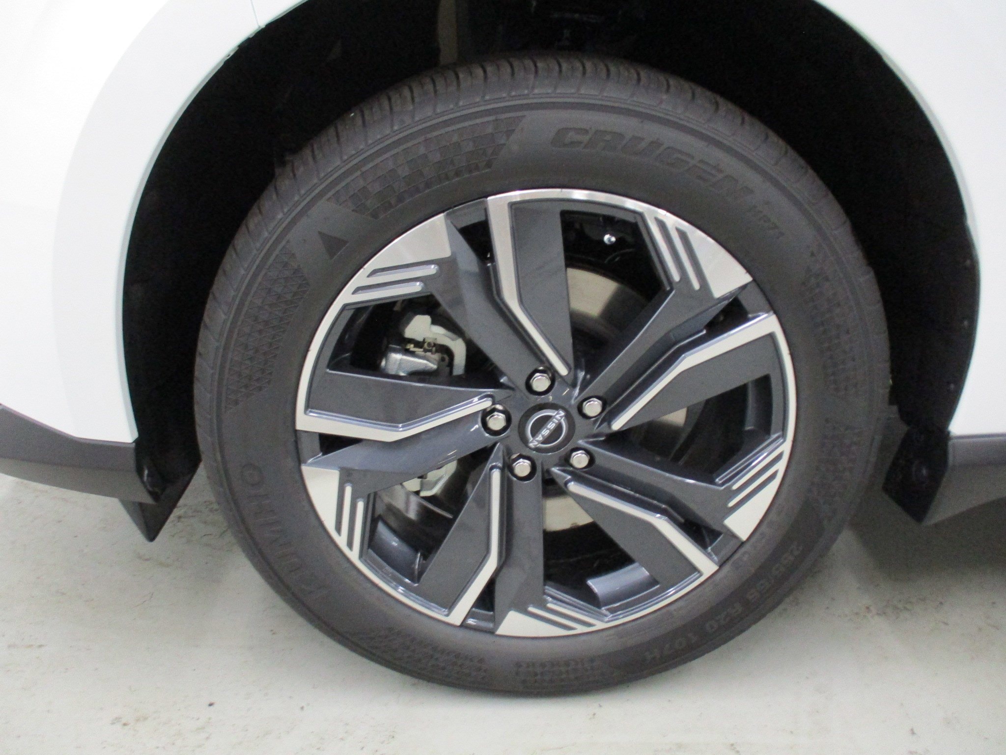 2025 Nissan Murano SV - Photo 12