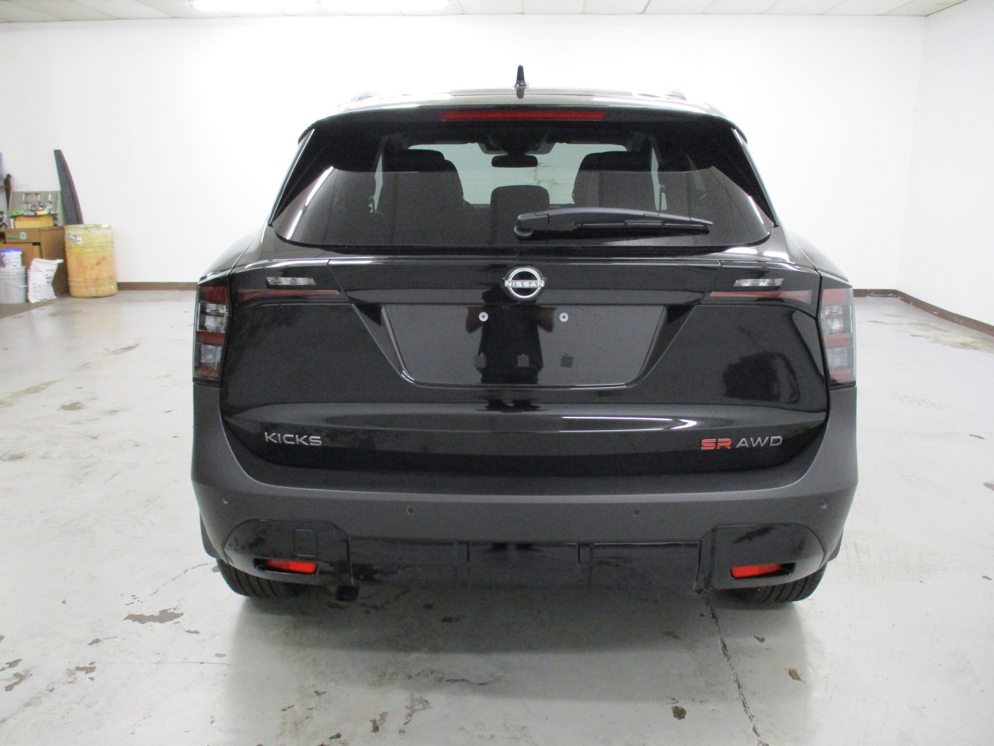 2025 Nissan Kicks SR photo 4