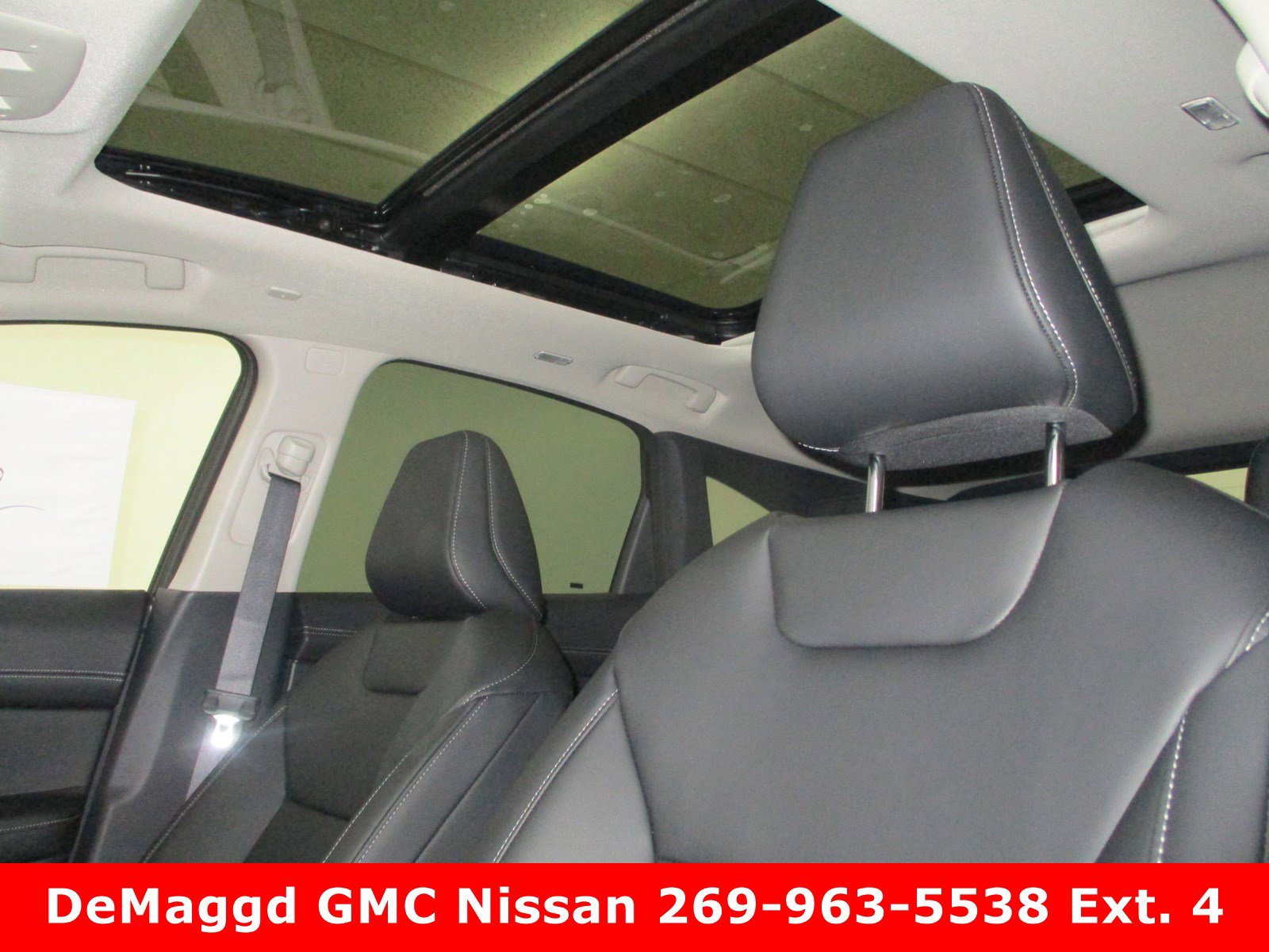 2025 Nissan Murano SL - Photo 19