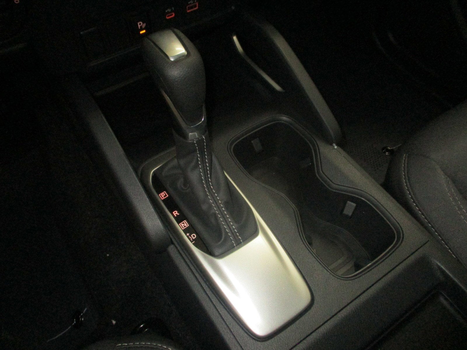 2025 Nissan Frontier SV - Photo 28