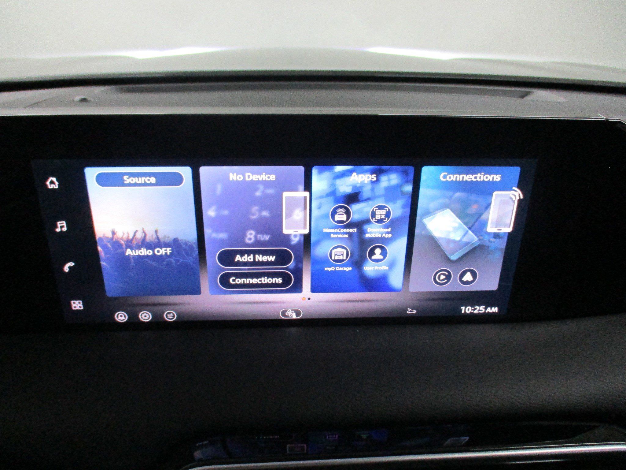 2026 Nissan Armada SV - Photo 20