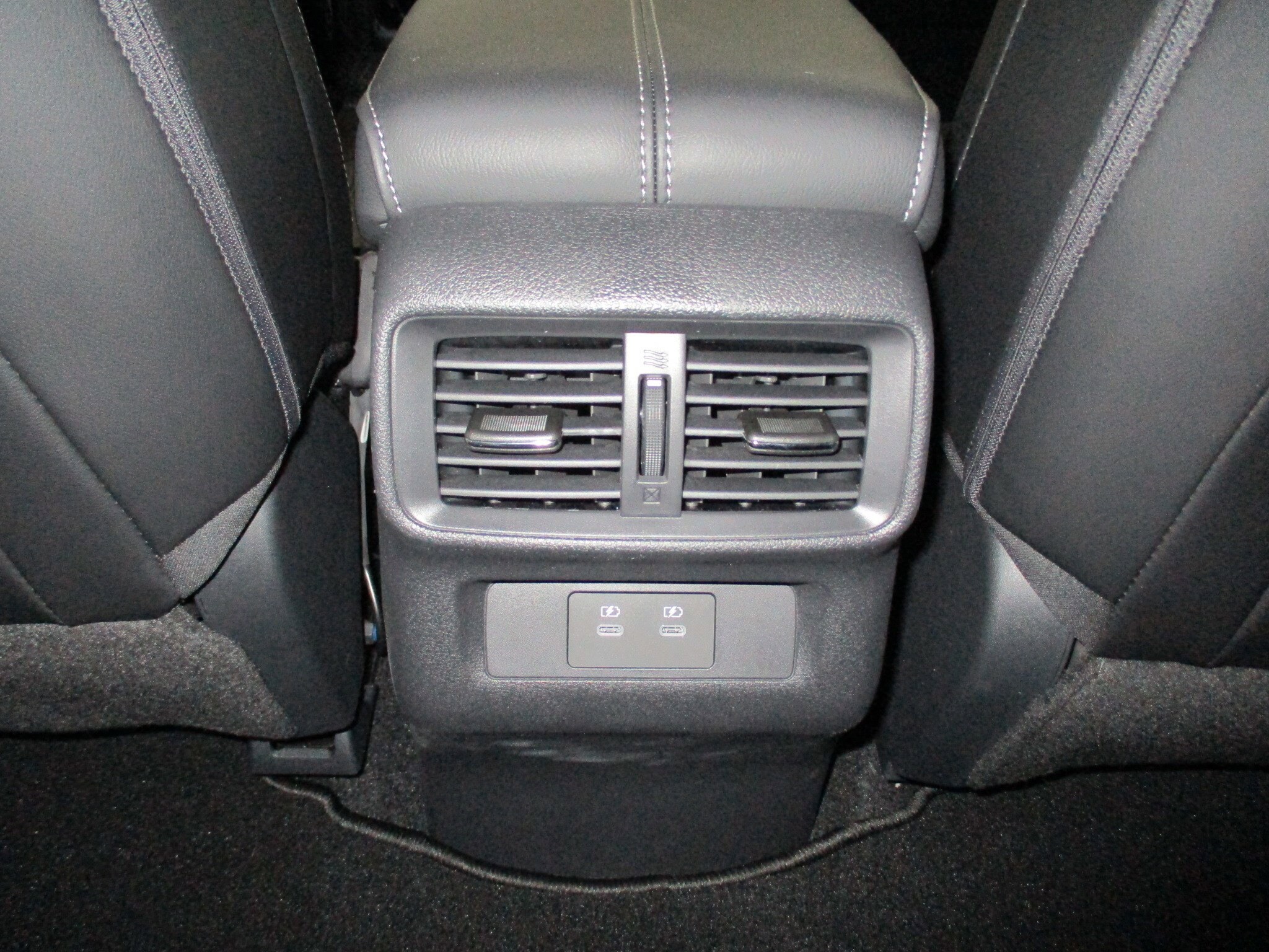 2025 Nissan Murano SV - Photo 27