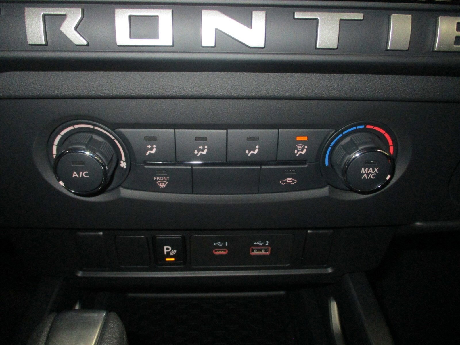 2025 Nissan Frontier SV - Photo 26