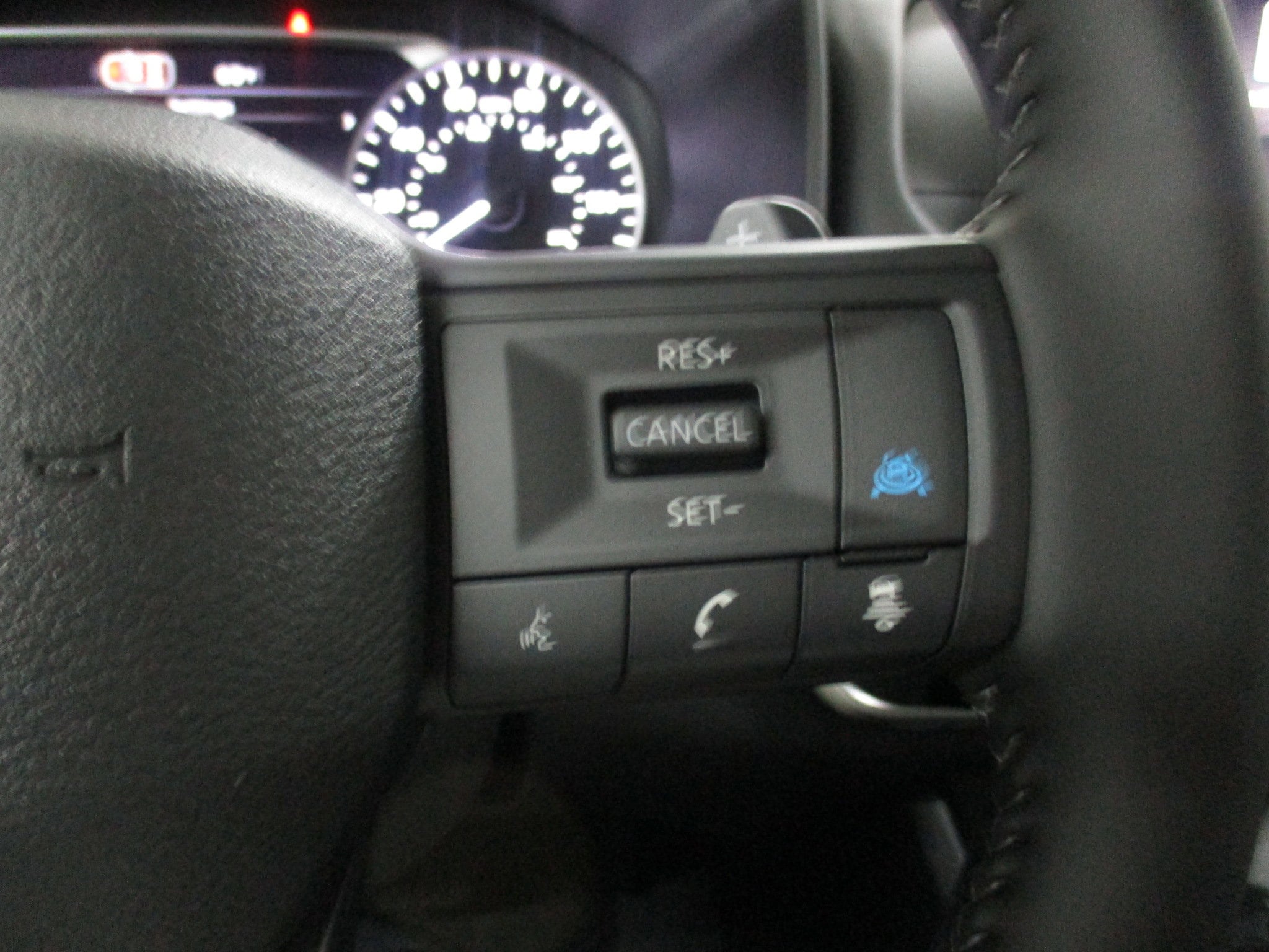 2026 Nissan Rogue SV - Photo 21