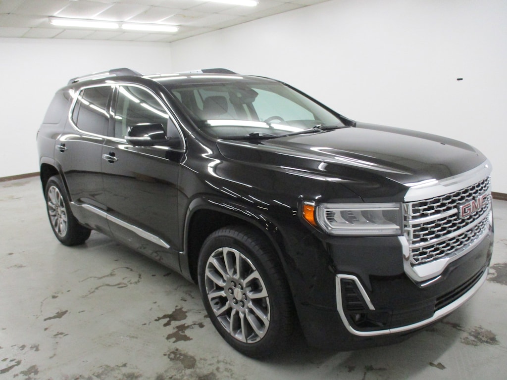Used 2023 GMC Acadia Denali SUV
