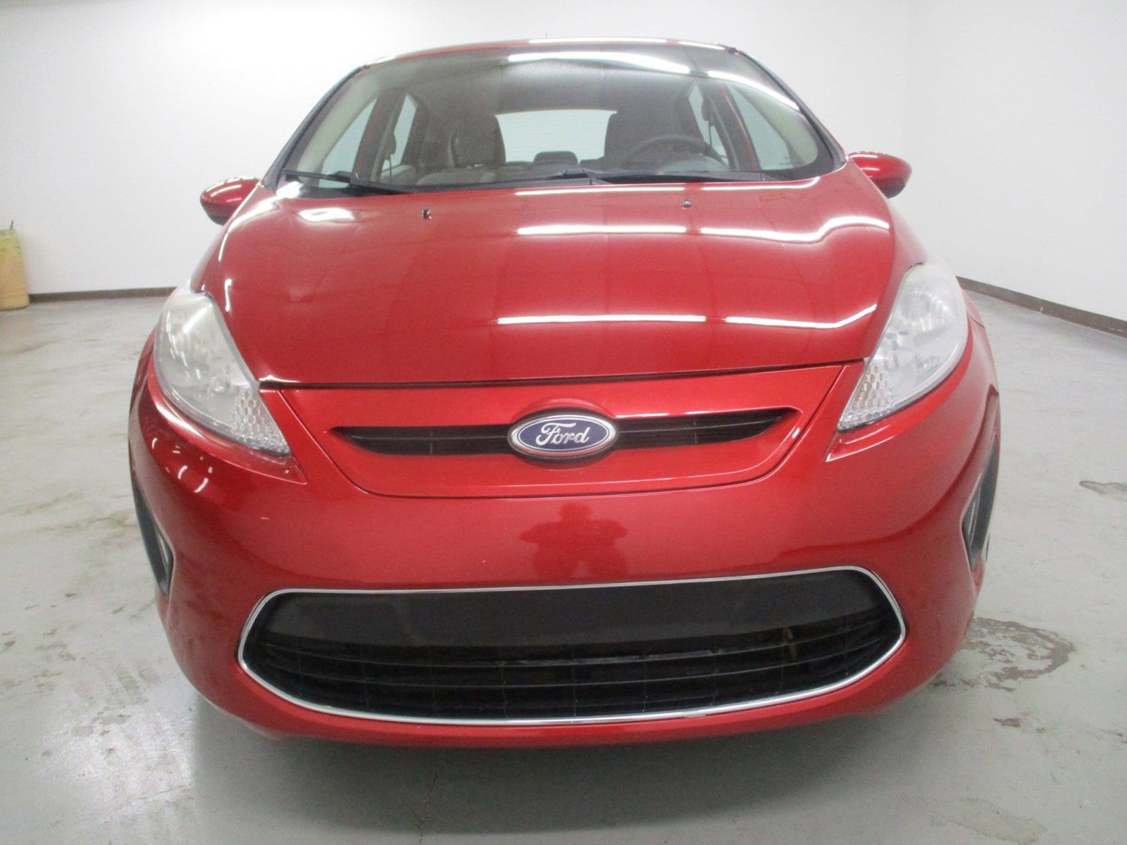 Used 2011 Ford Fiesta SE with VIN 3FADP4EJXBM134185 for sale in Battle Creek, MI