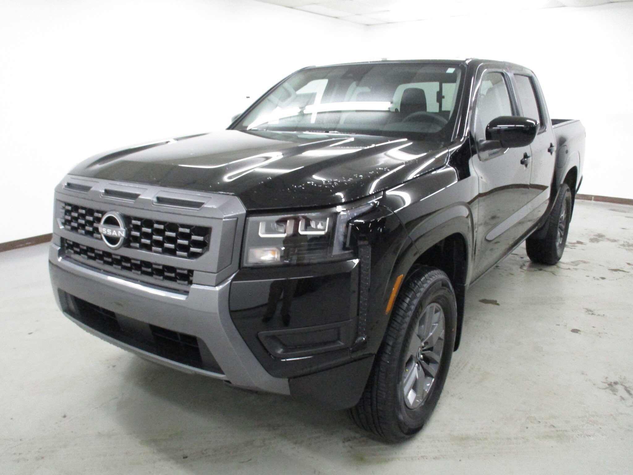 2026 Nissan Frontier SV Crew Cab 4X4 SWB's photo