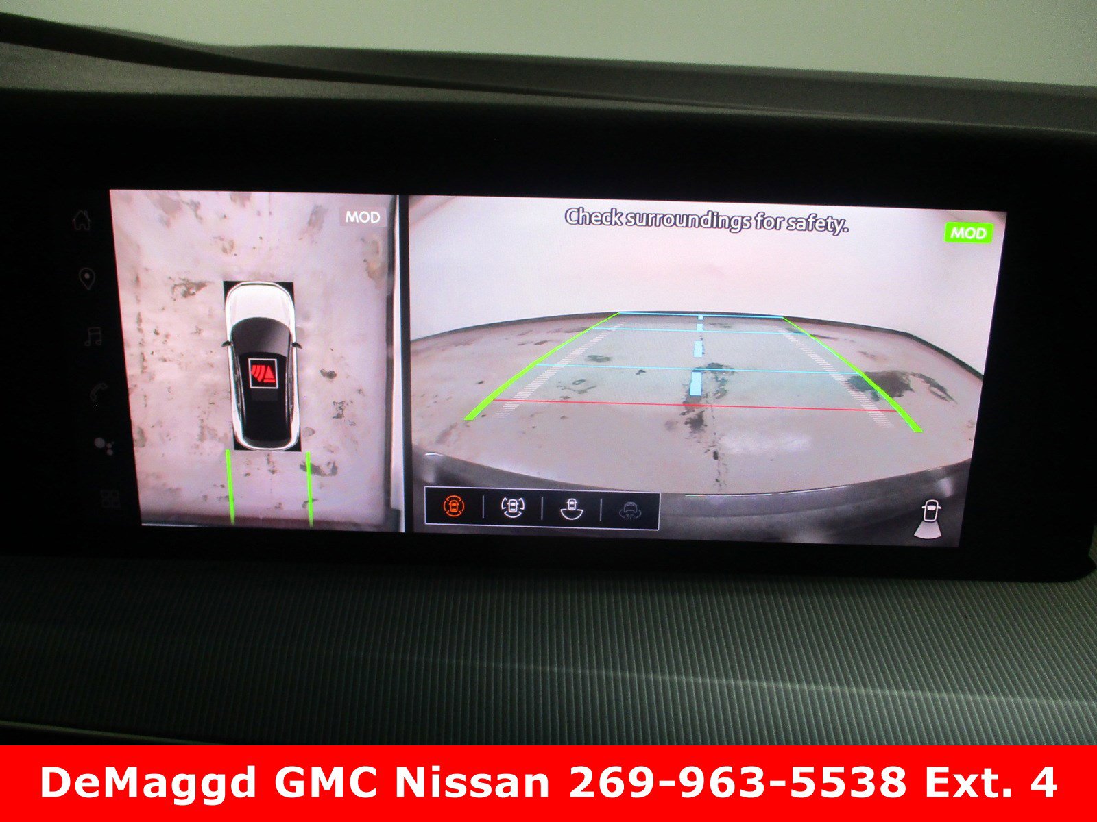 2025 Nissan Murano SL - Photo 28