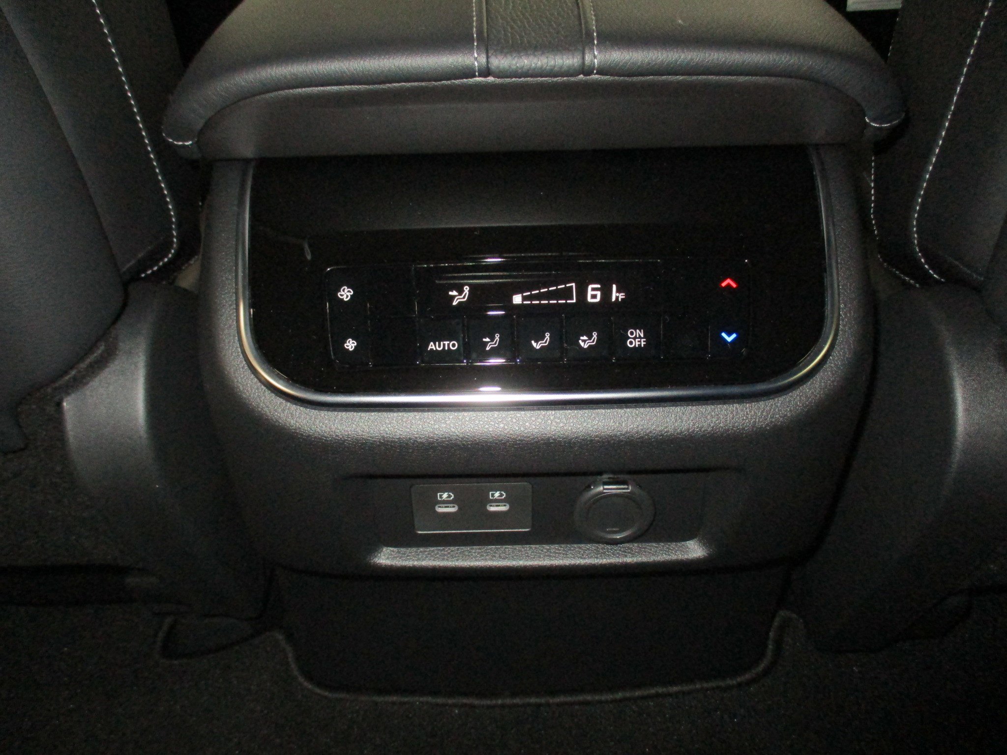2026 Nissan Armada SV - Photo 26