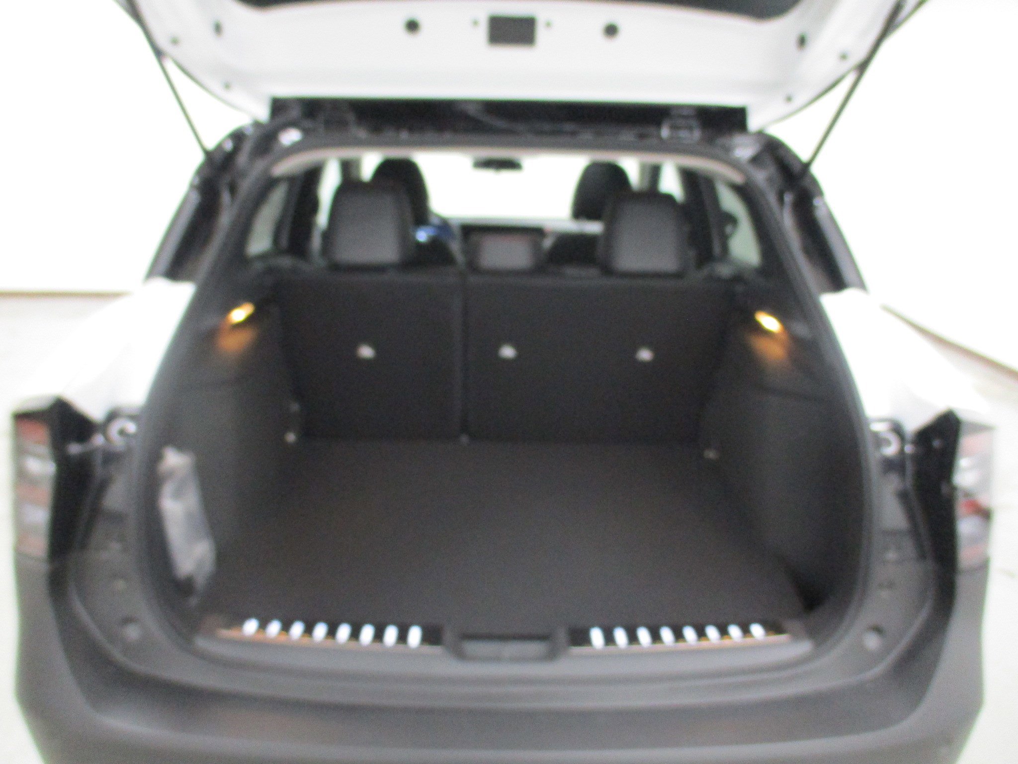 2026 Nissan KICKS SR AWD - Photo 11