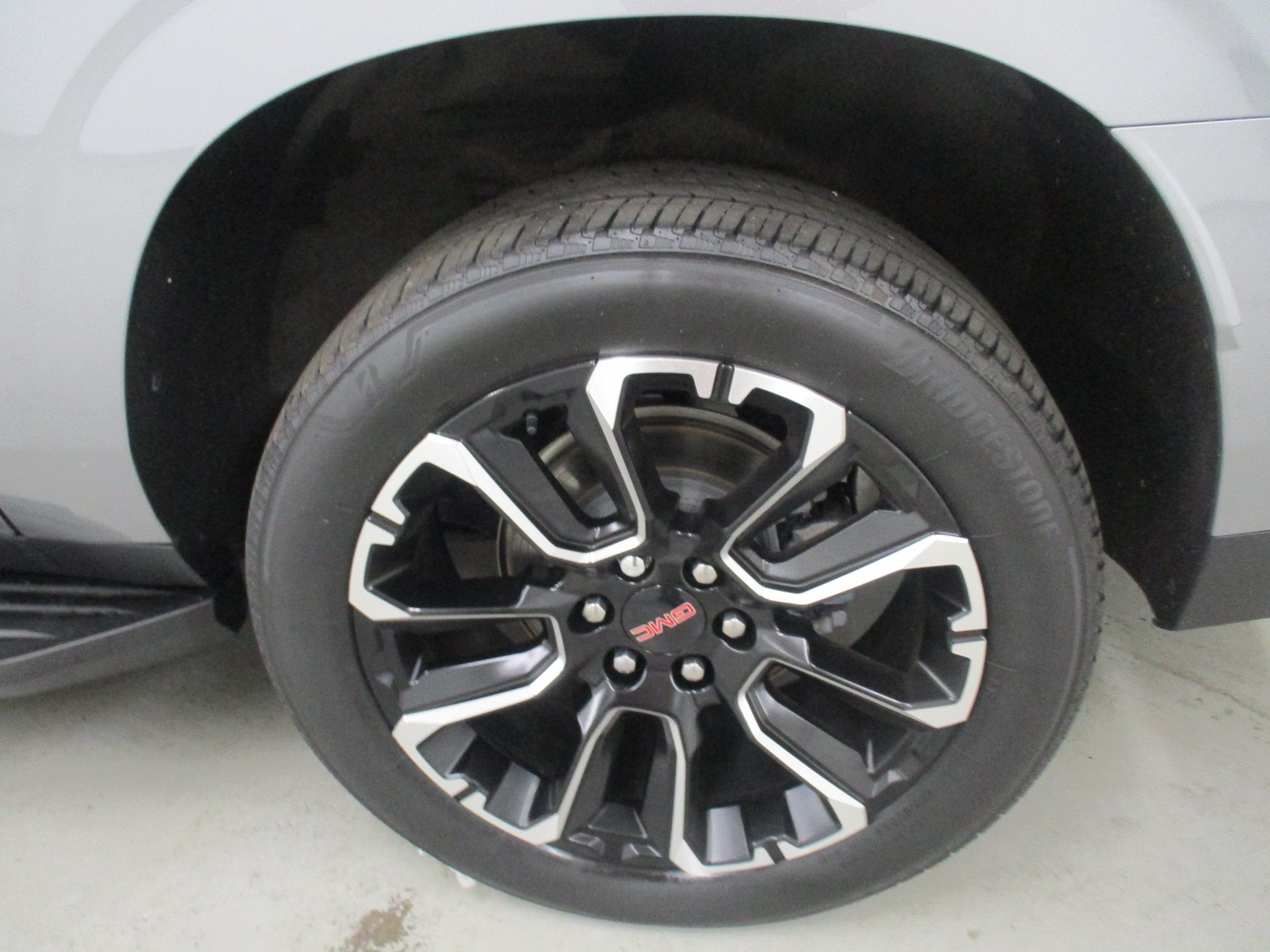 2023 GMC Yukon XL Denali - Photo 6