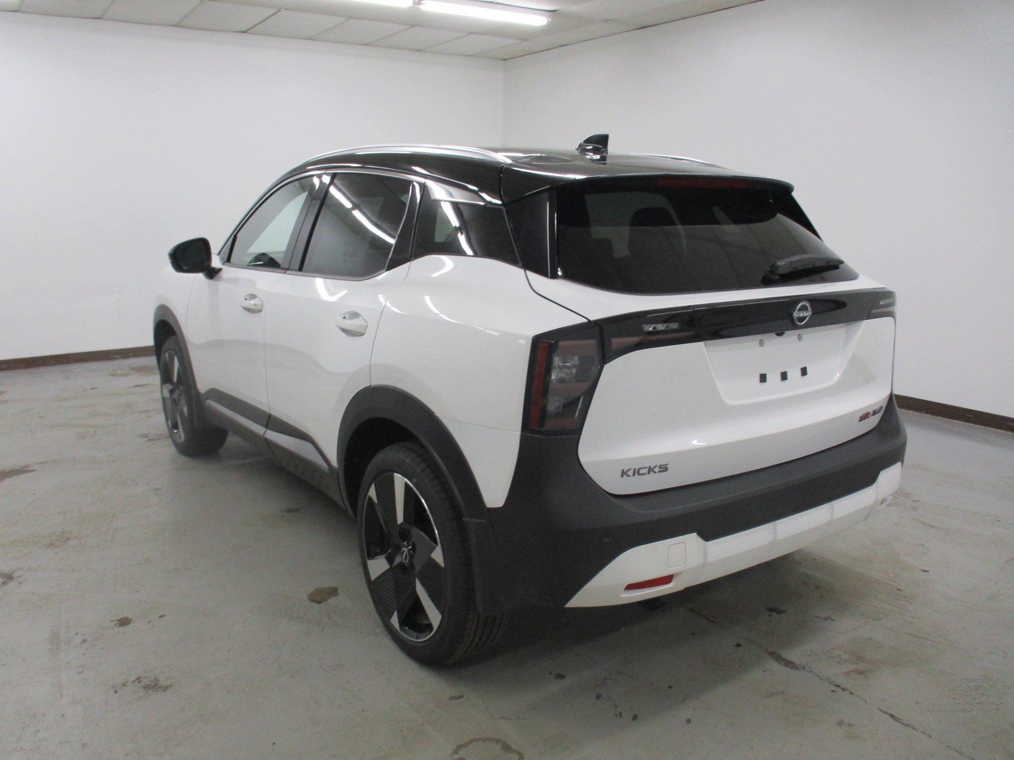 2026 Nissan KICKS SR AWD - Photo 7