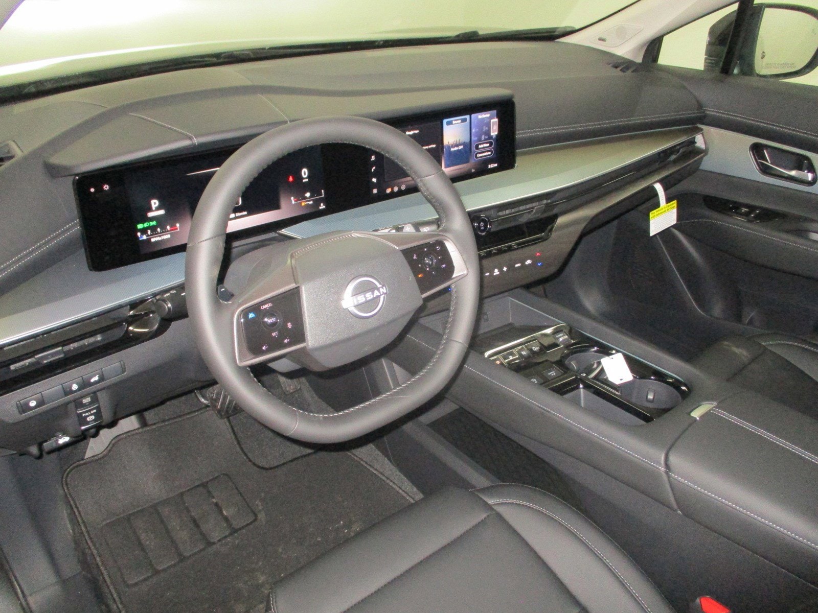 2025 Nissan Murano SL - Photo 17