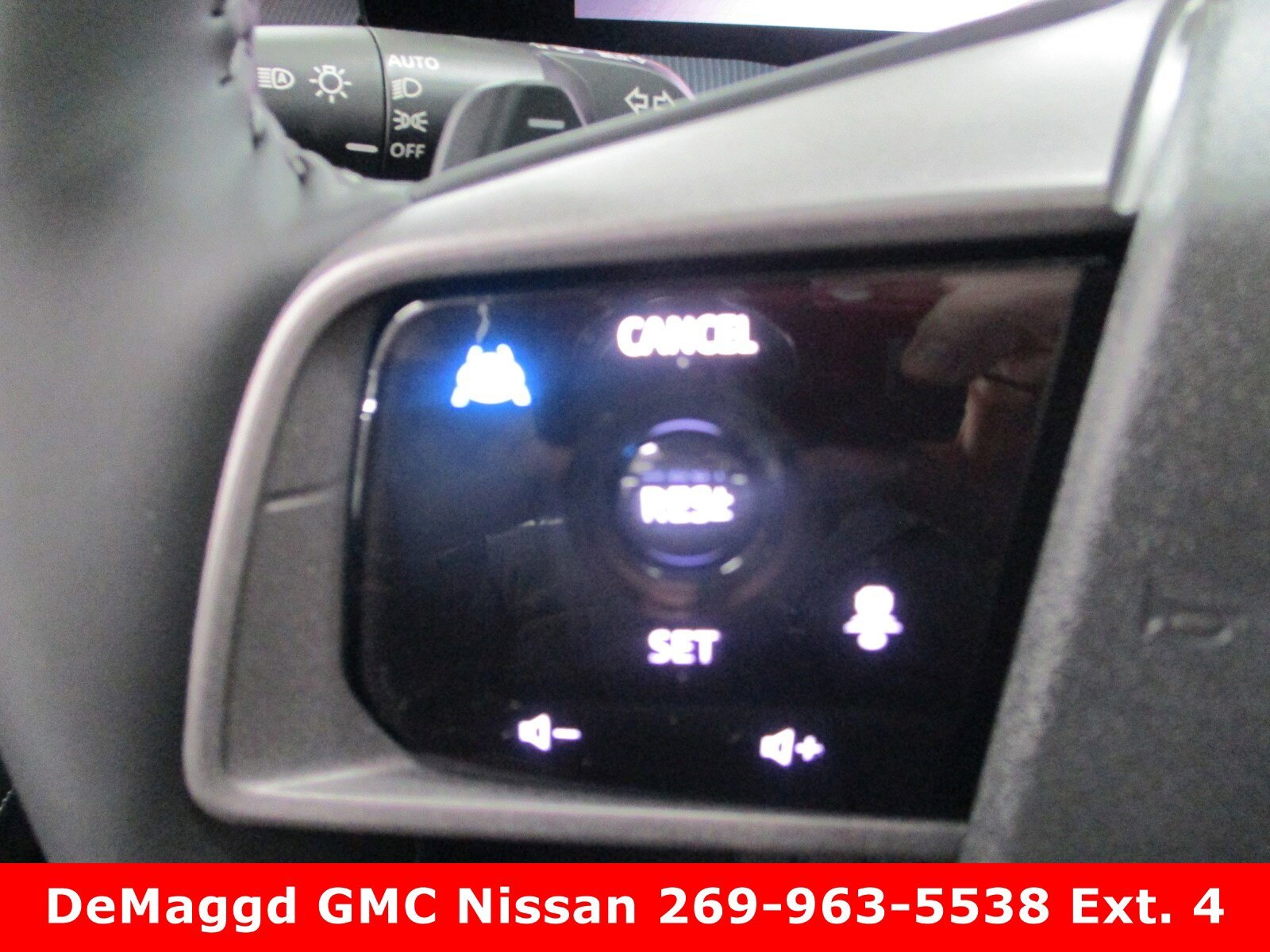 2025 Nissan Murano SL - Photo 23
