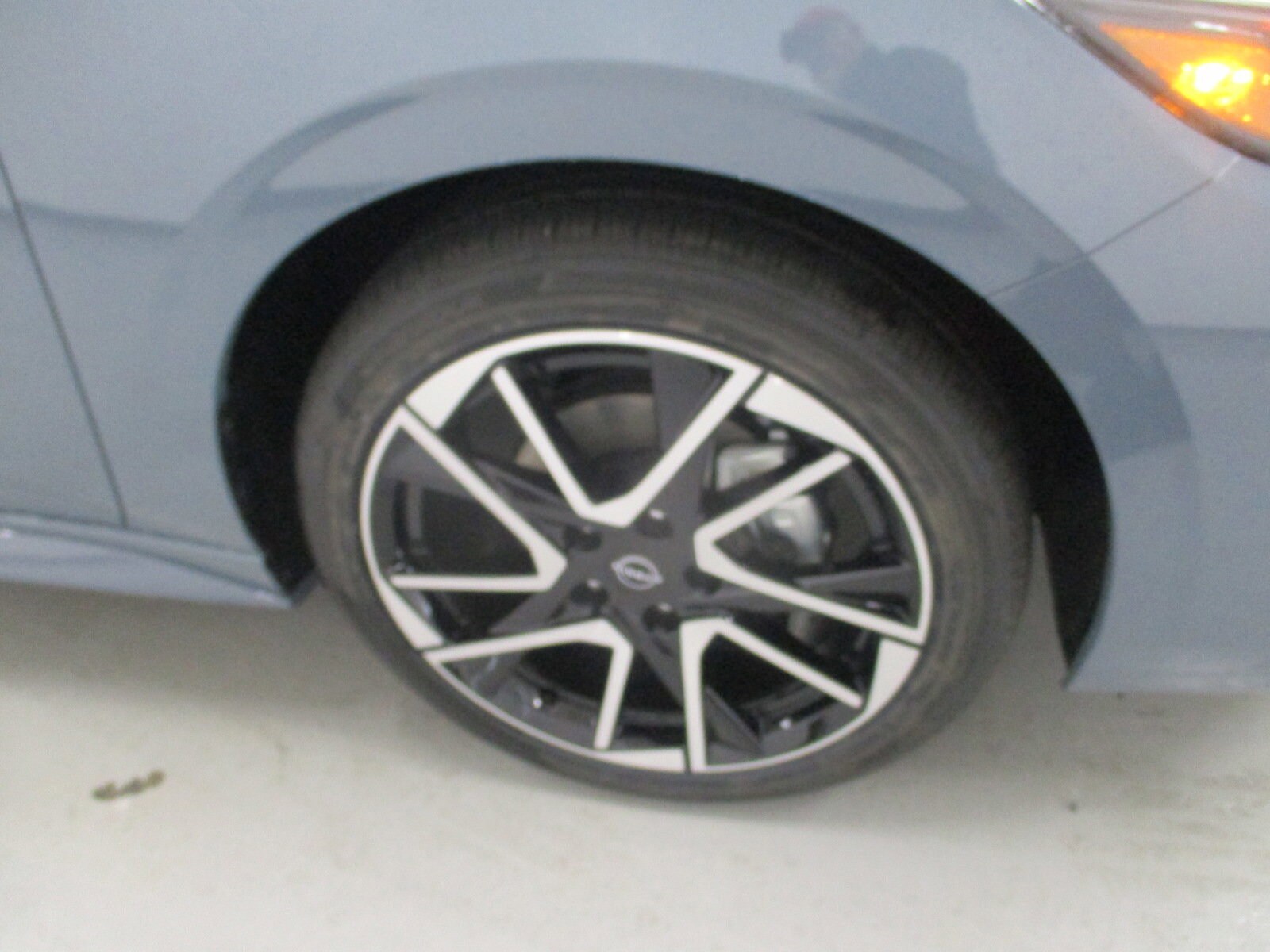 2025 Nissan Sentra SR photo 4