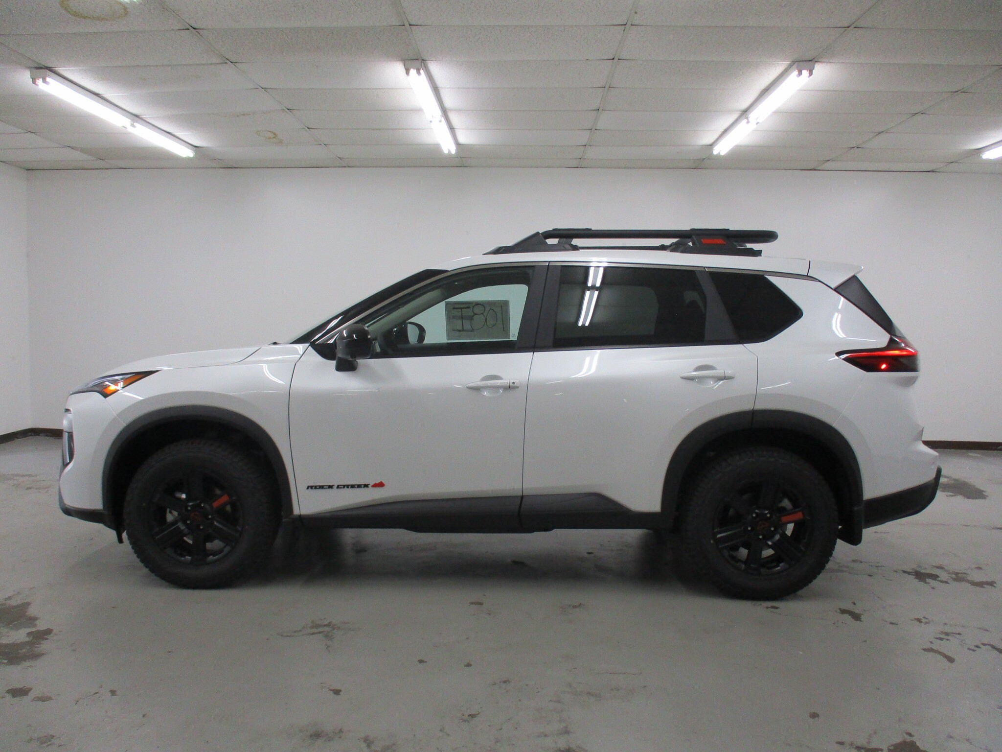 2026 Nissan Rogue SV photo 2