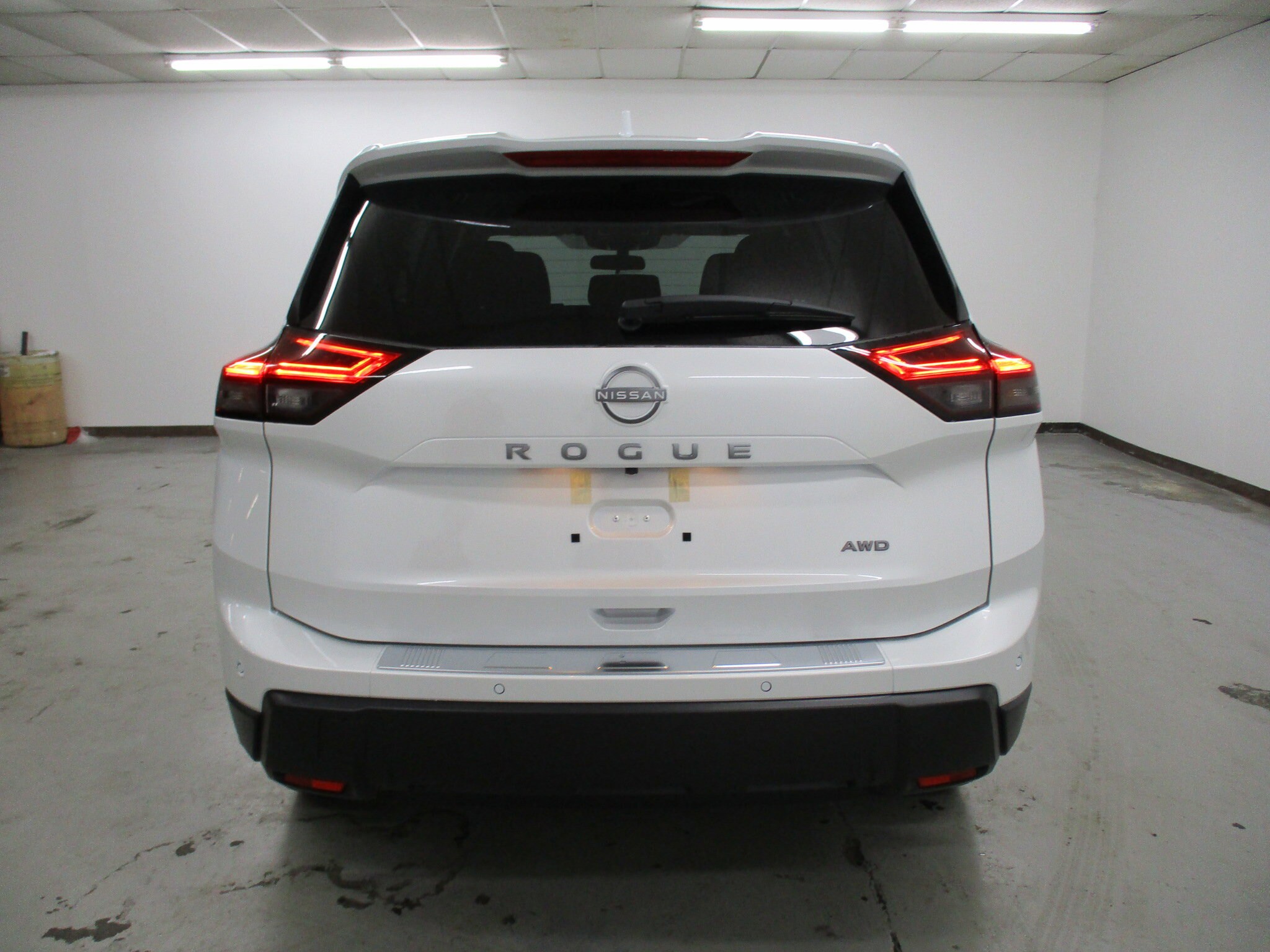 2025 Nissan Rogue SV photo 4
