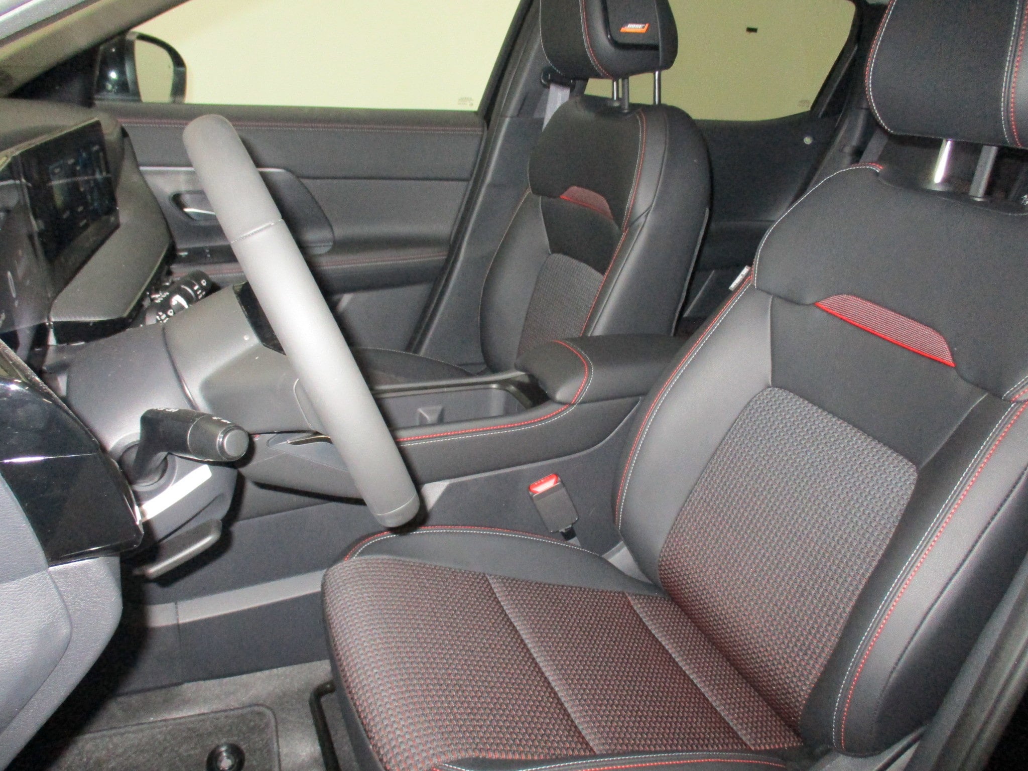 2026 Nissan KICKS SR AWD - Photo 17