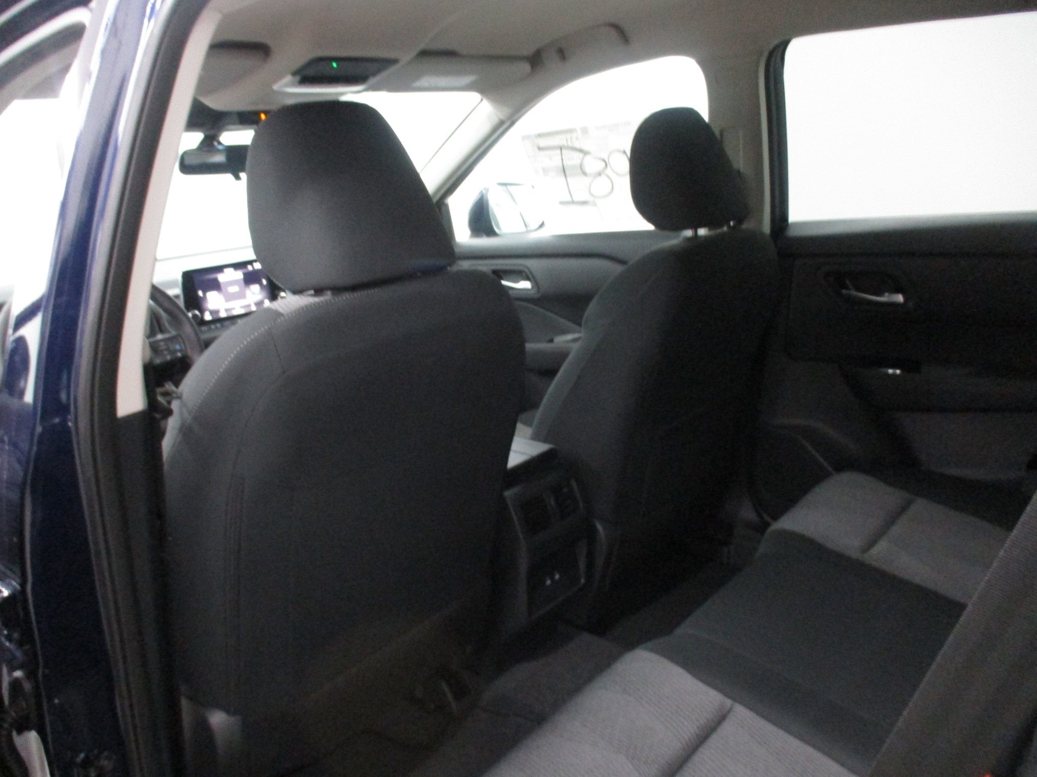 2026 Nissan Rogue SV - Photo 17